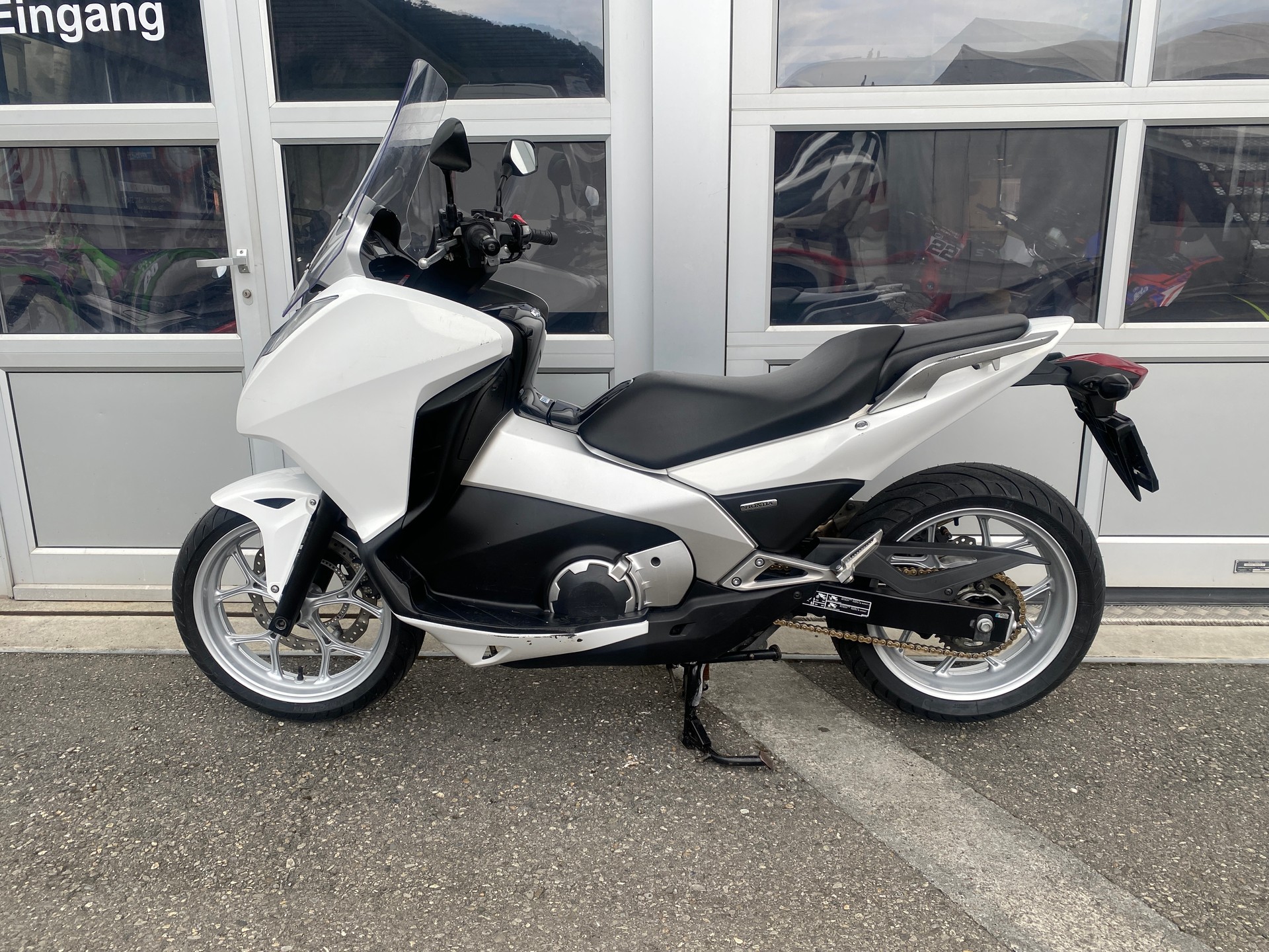 HONDA NC 700 D Integra ABS-image-4
