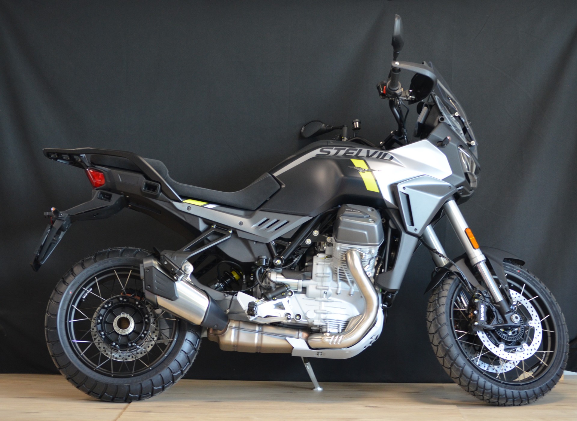 MOTO GUZZI Stelvio 1000 PFF RAS EU5+-showroom-element-3