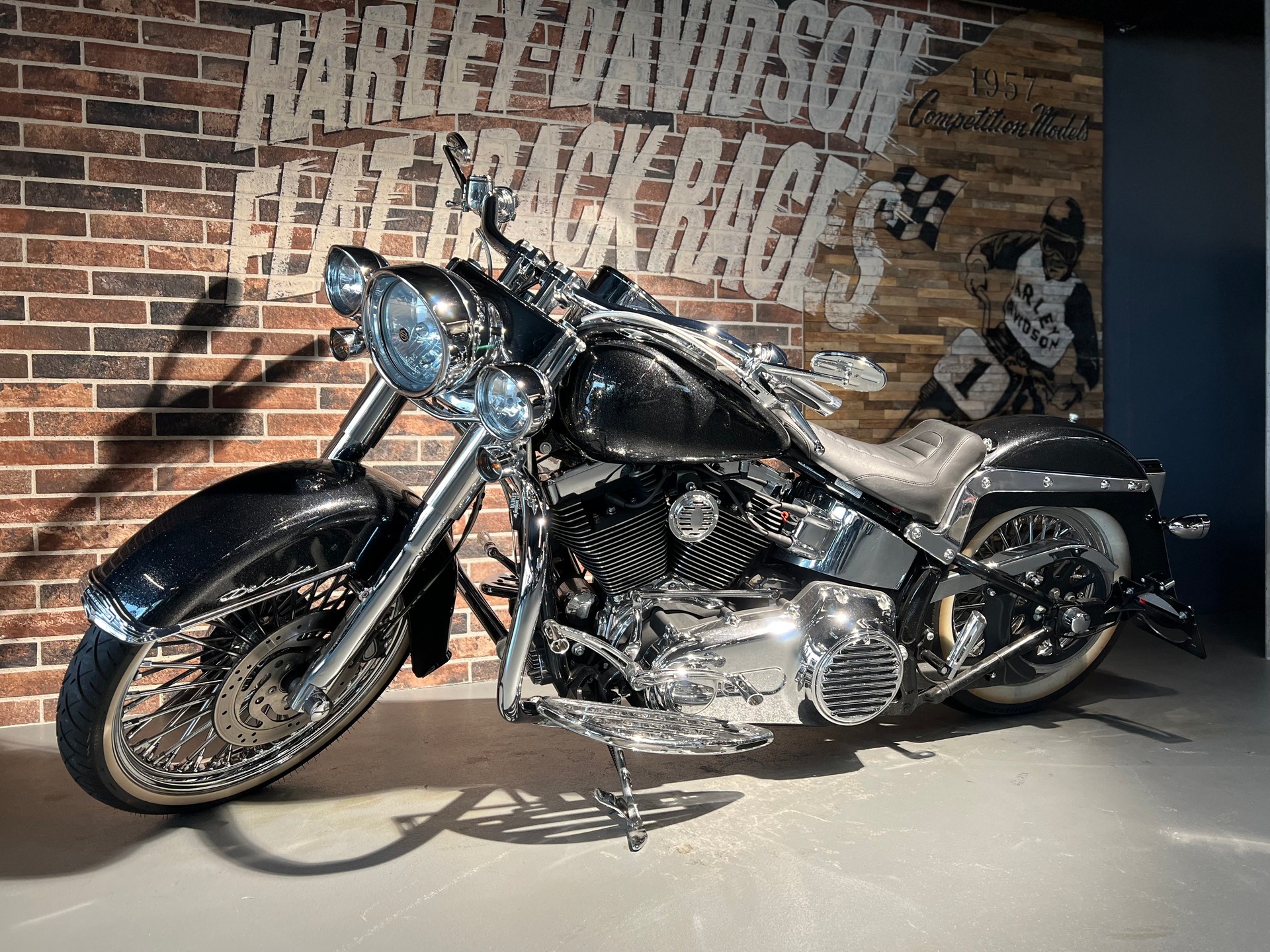 HARLEY-DAVIDSON FLSTN Softail Deluxe ABS