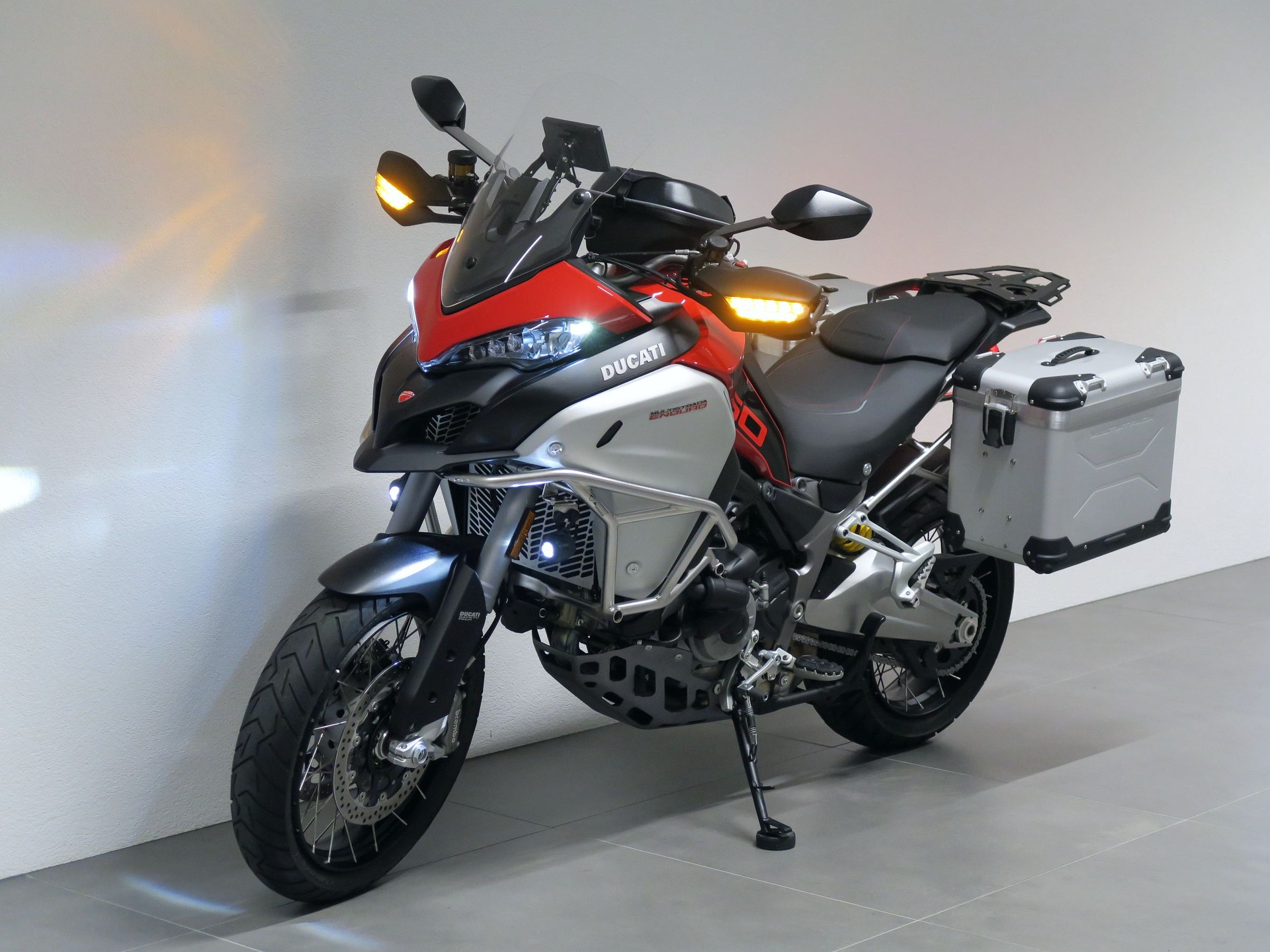 DUCATI Multistrada 1260 Enduro Touring-image-9
