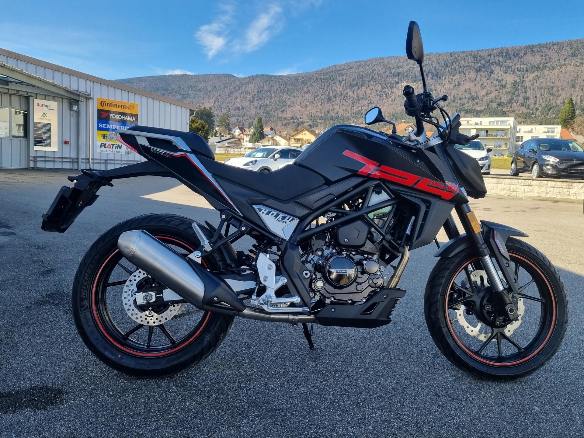 SWM HOKU 125 ABS-showroom-element-3