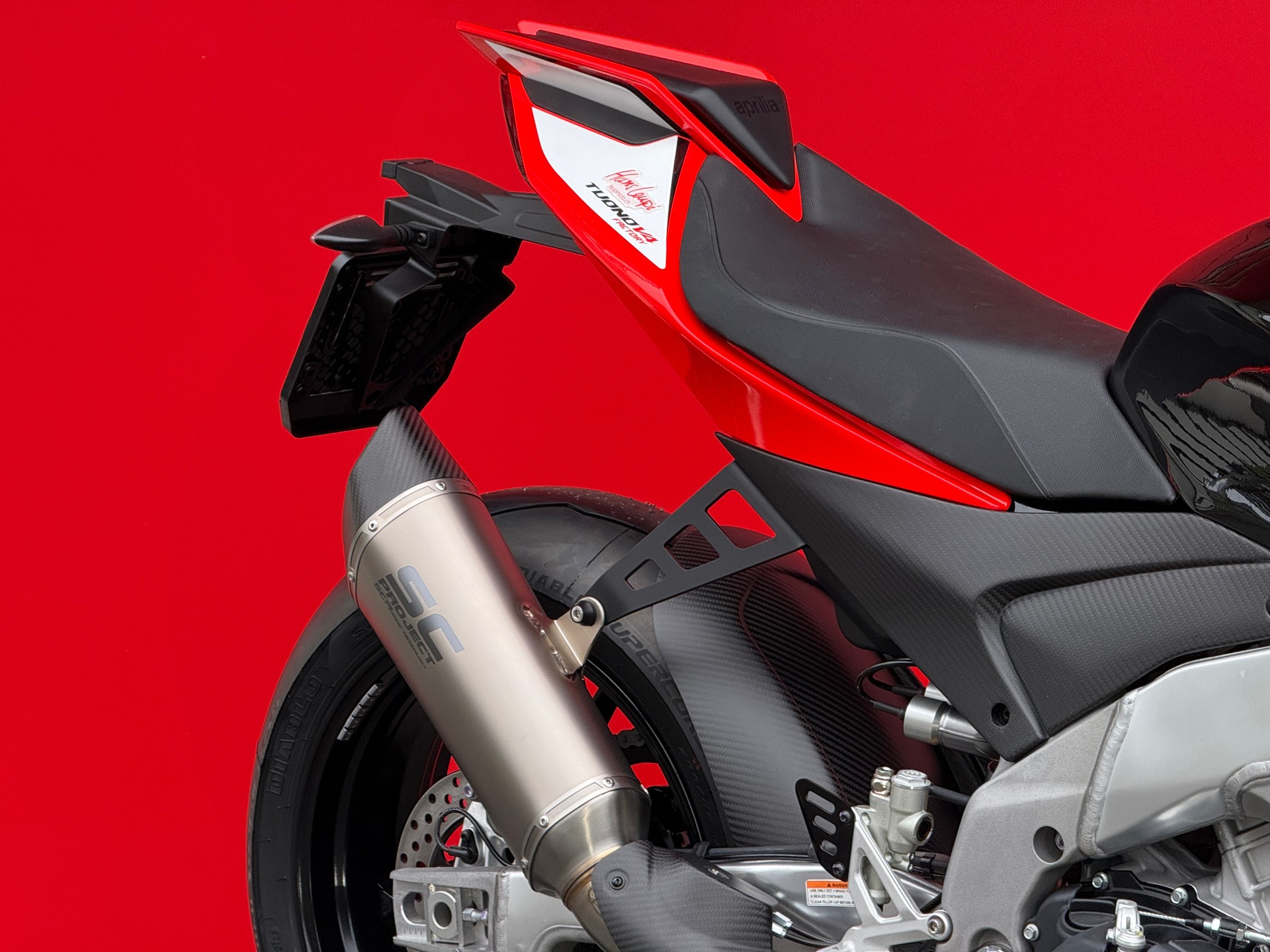 APRILIA Tuono V4 1100 Factory SE 09 SBK-image-15
