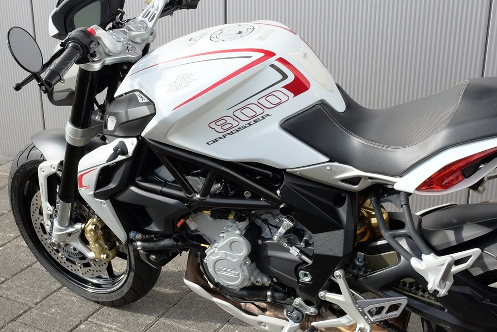 MV AGUSTA Dragster 800 ABS-showroom-element-2
