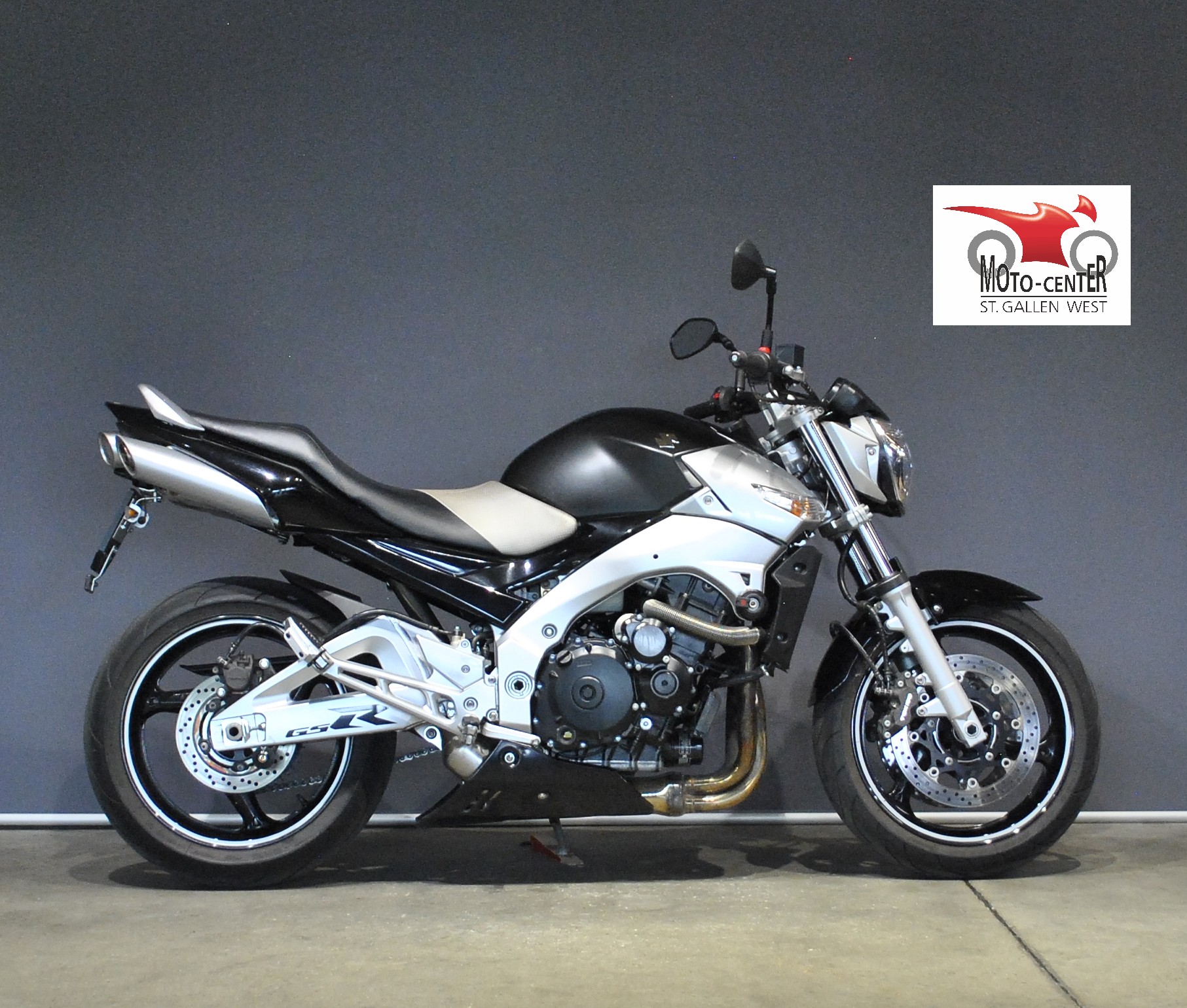 SUZUKI GSR 600-image-1
