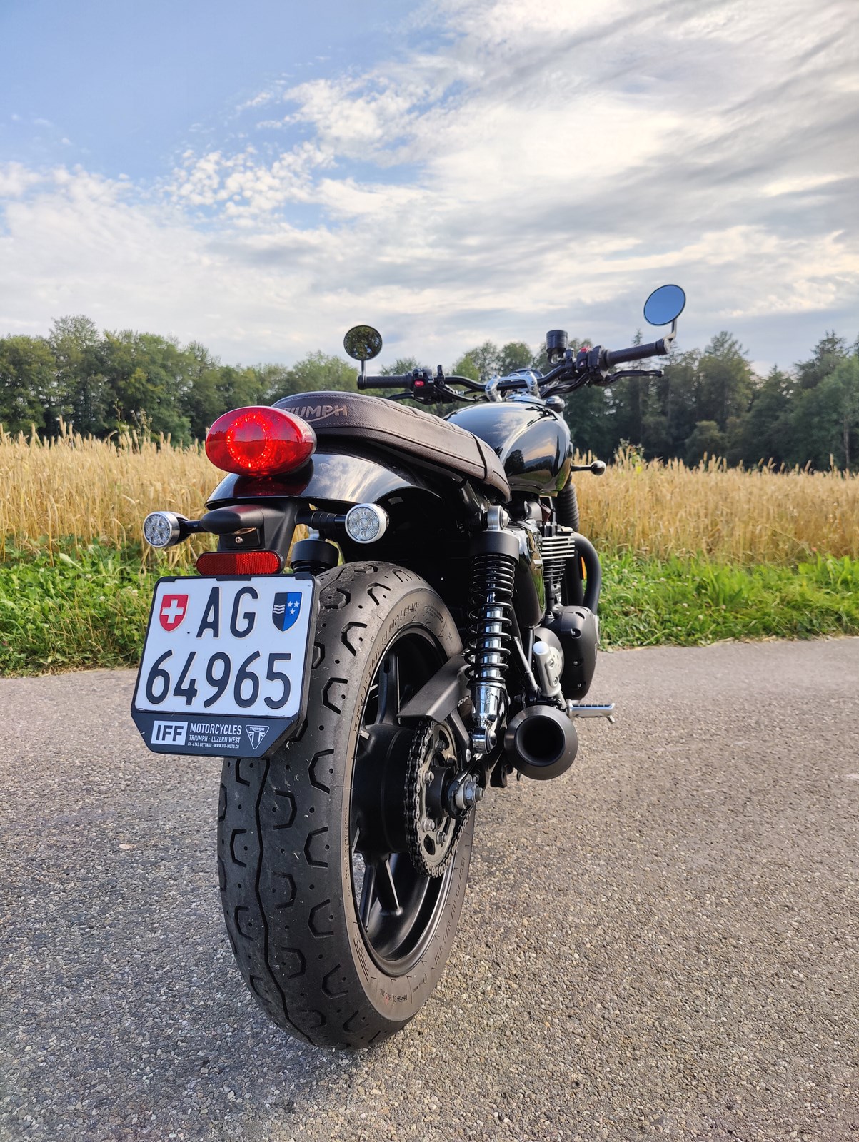 TRIUMPH Street Twin 900 i-image-8