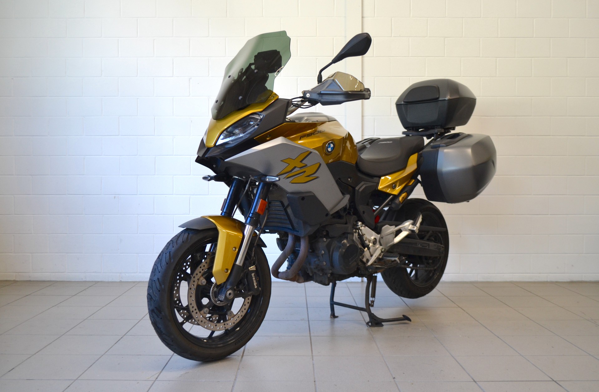 BMW F 900 XR ABS-image-1