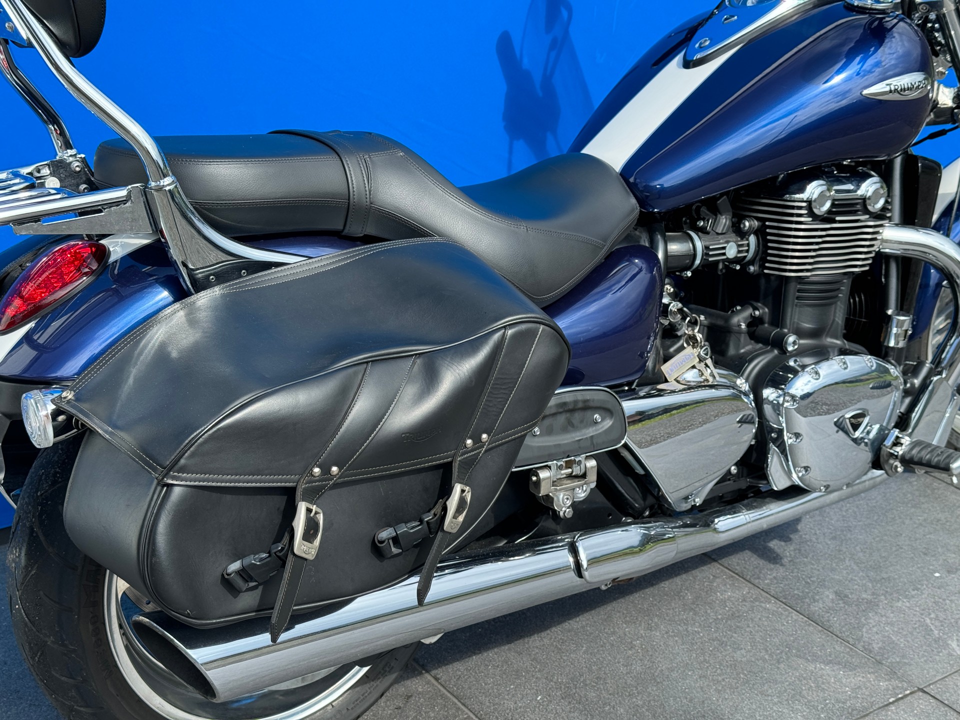 TRIUMPH Thunderbird 1600 ABS-showroom-element-2