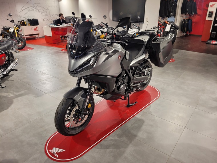 HONDA NT 1100-image-3