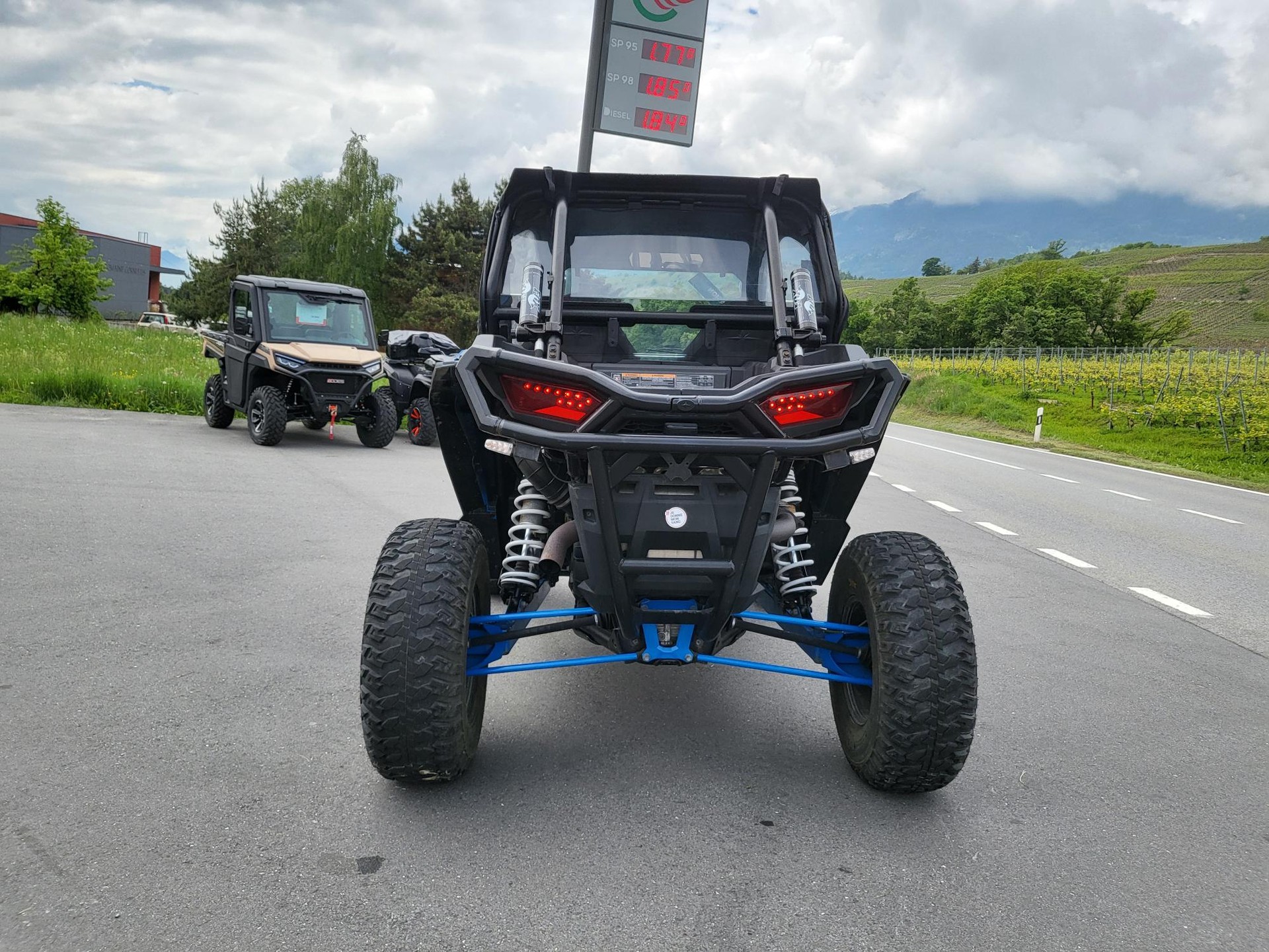 POLARIS Ranger RZR XP 1000-image-5