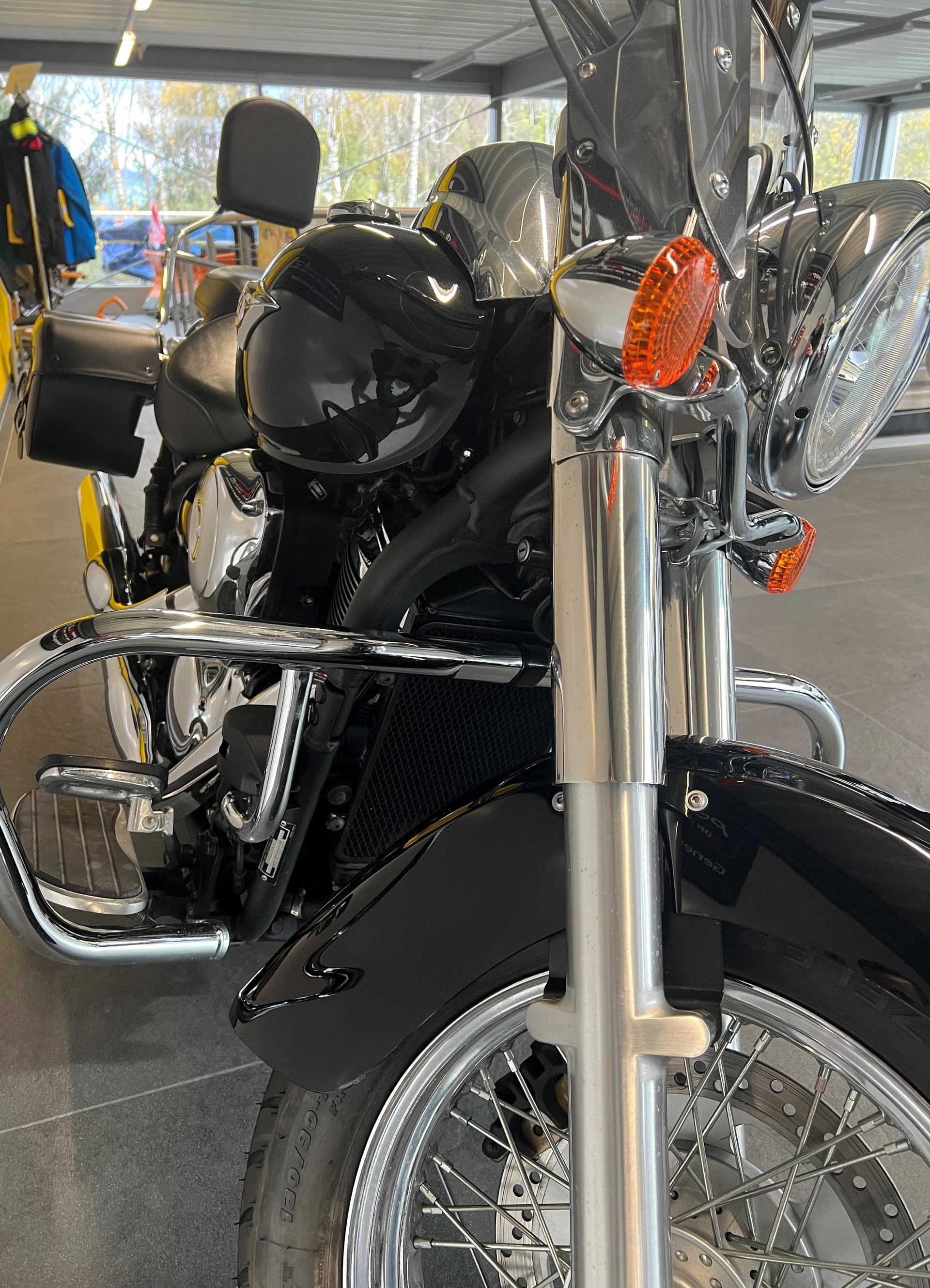 KAWASAKI VN 900 Classic-image-3