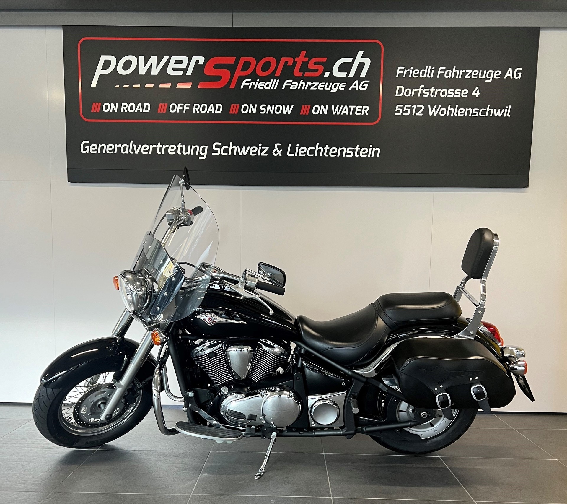 KAWASAKI VN 900 Classic-image-0