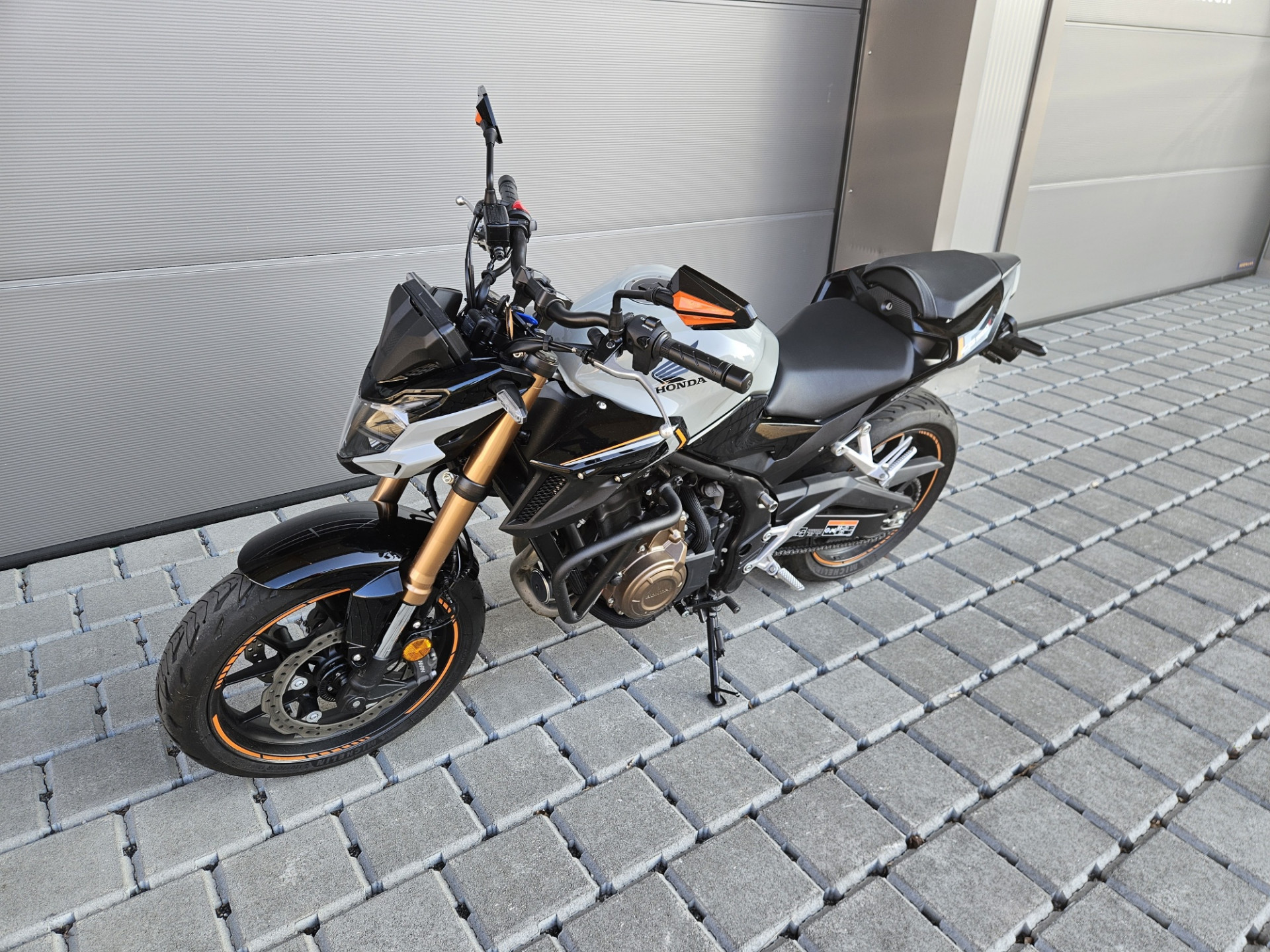 HONDA CB 500 F-showroom-element-3