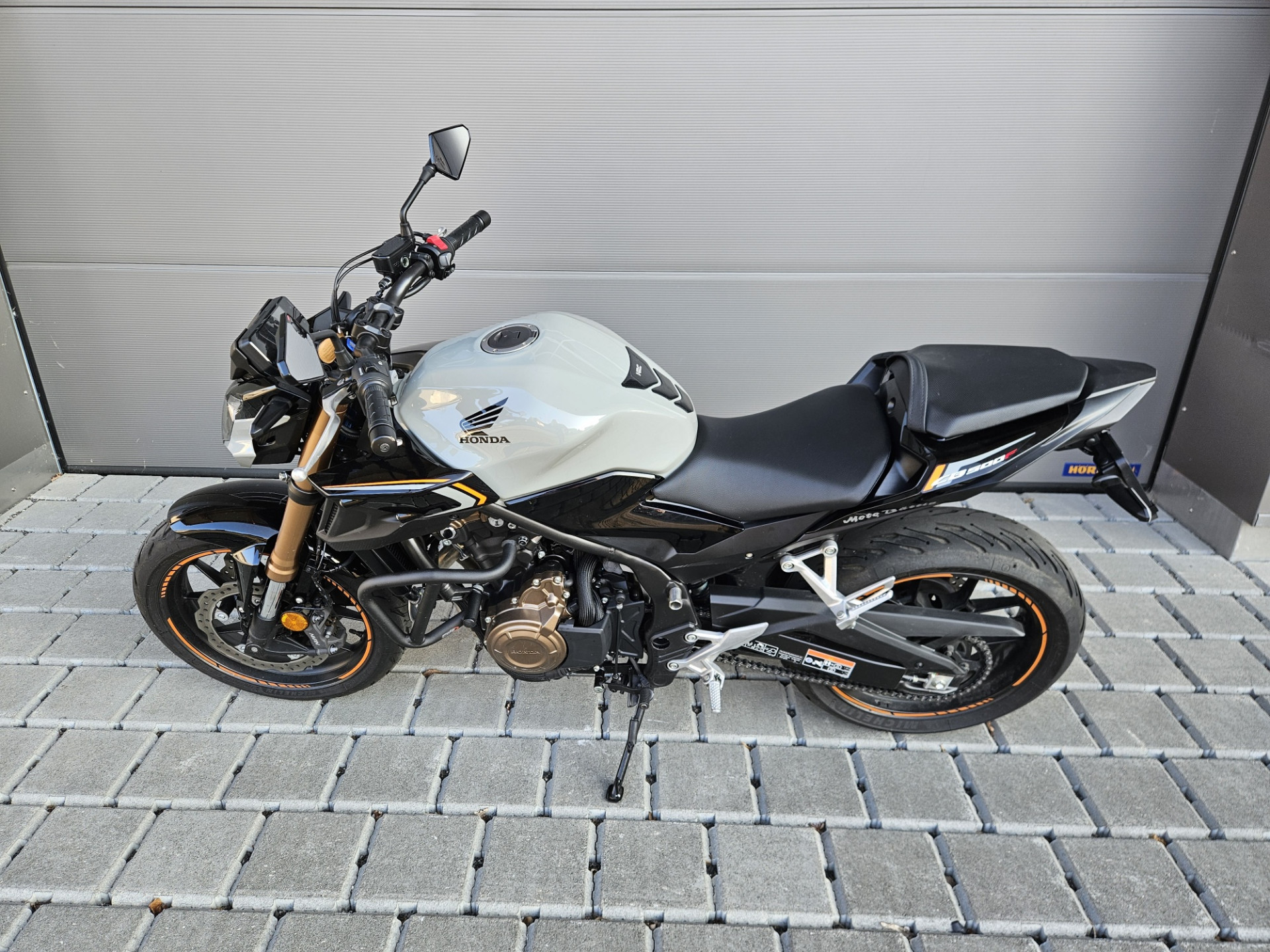 HONDA CB 500 F-showroom-element-2
