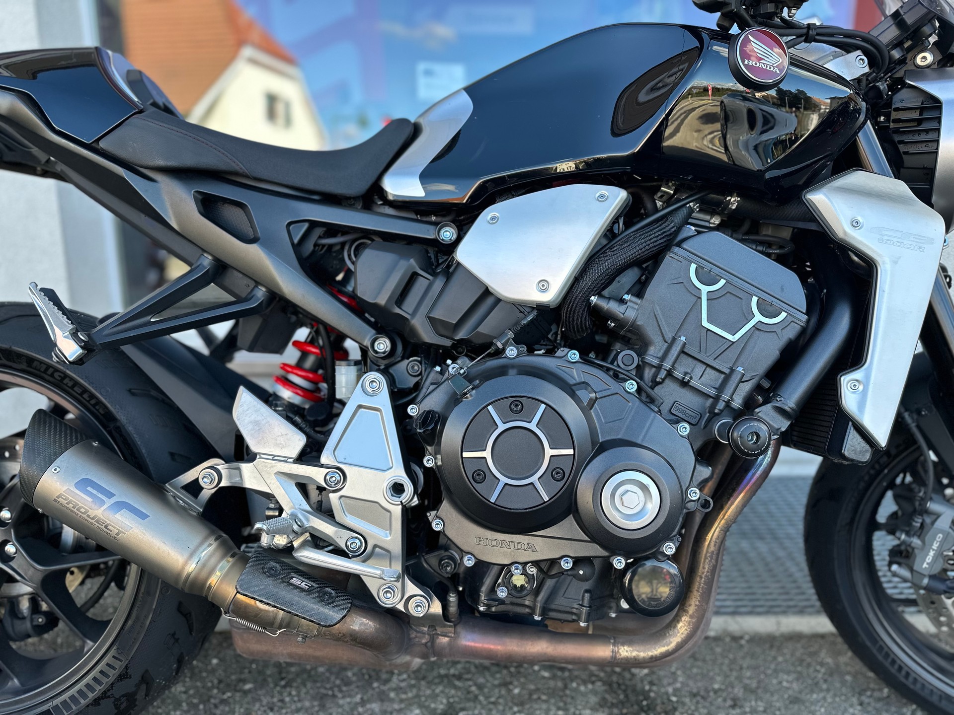 HONDA CB 1000 R ABS-image-6