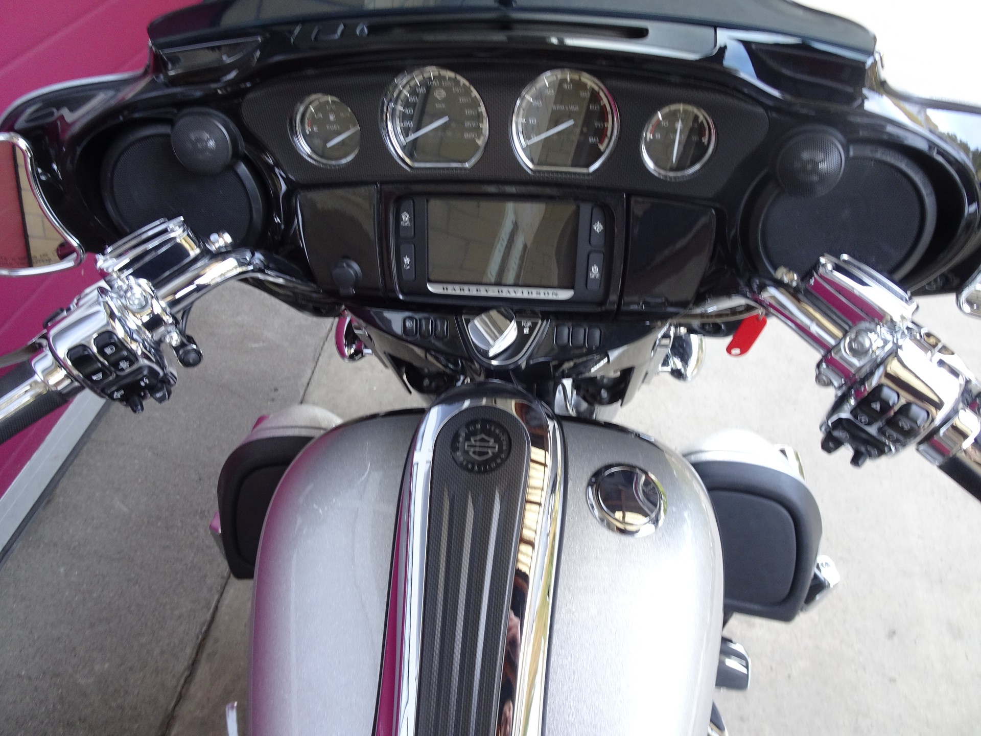 HARLEY-DAVIDSON FLHXSE Street Glide ABS CVO-image-5
