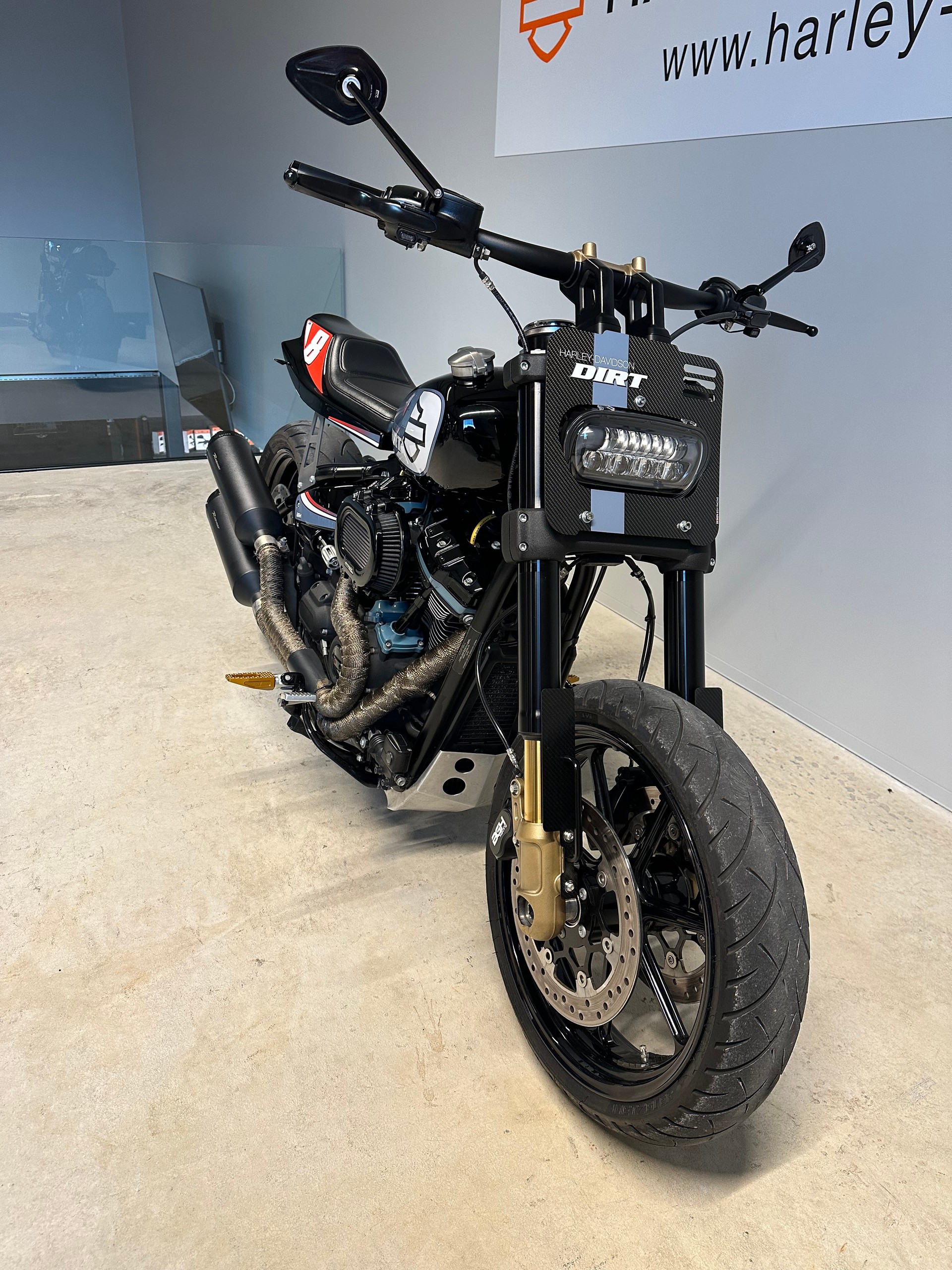 HARLEY-DAVIDSON FXFBS Fat Bob 128CI ABS-showroom-element-1