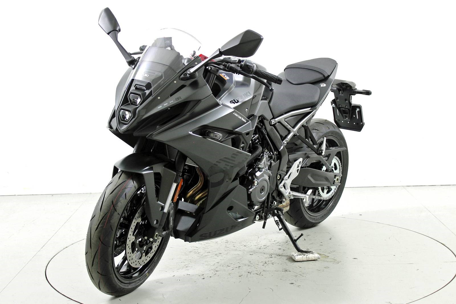 SUZUKI GSX-8R ABS-showroom-element-2