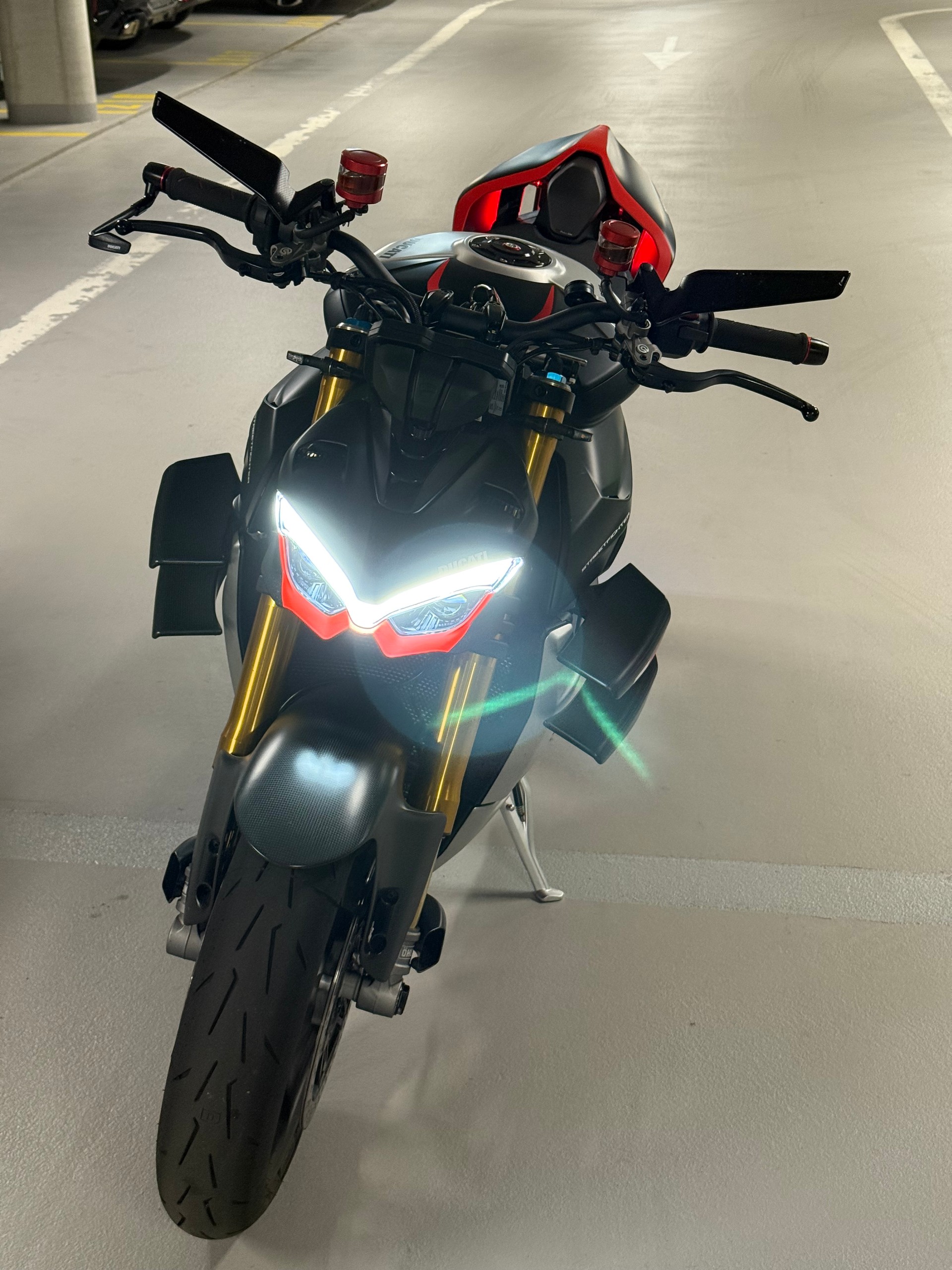 DUCATI Streetfighter V4 SP2-image-6