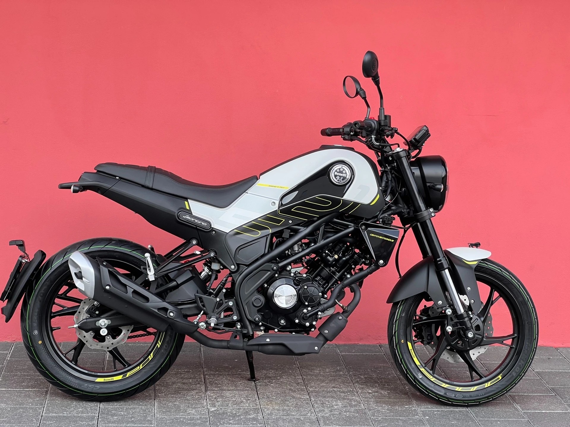 BENELLI Leoncino 125