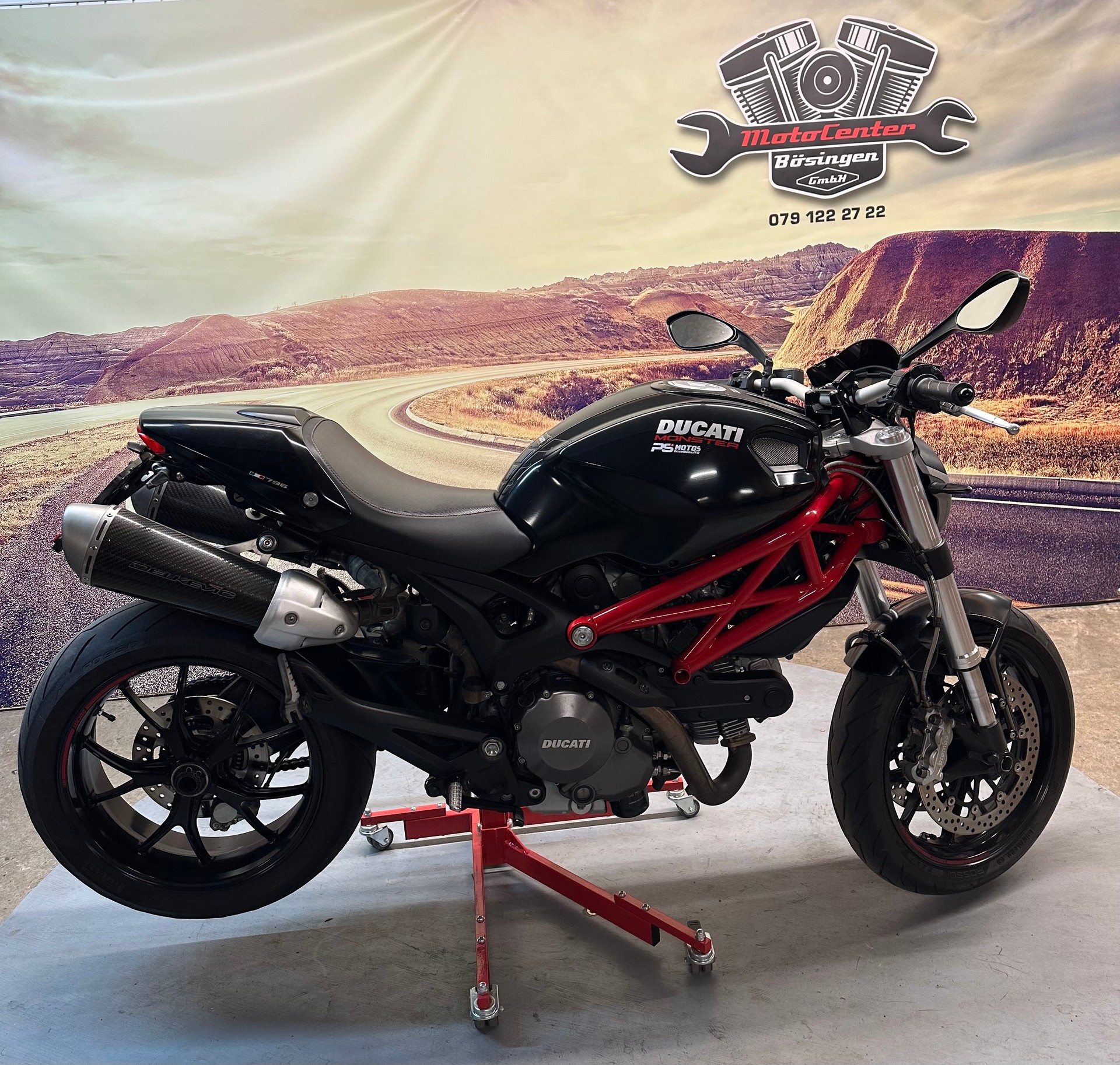 DUCATI Monster 796M ABS