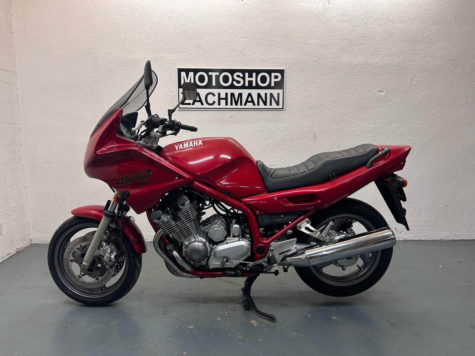 YAMAHA XJ 900 S Diversion-showroom-element-3
