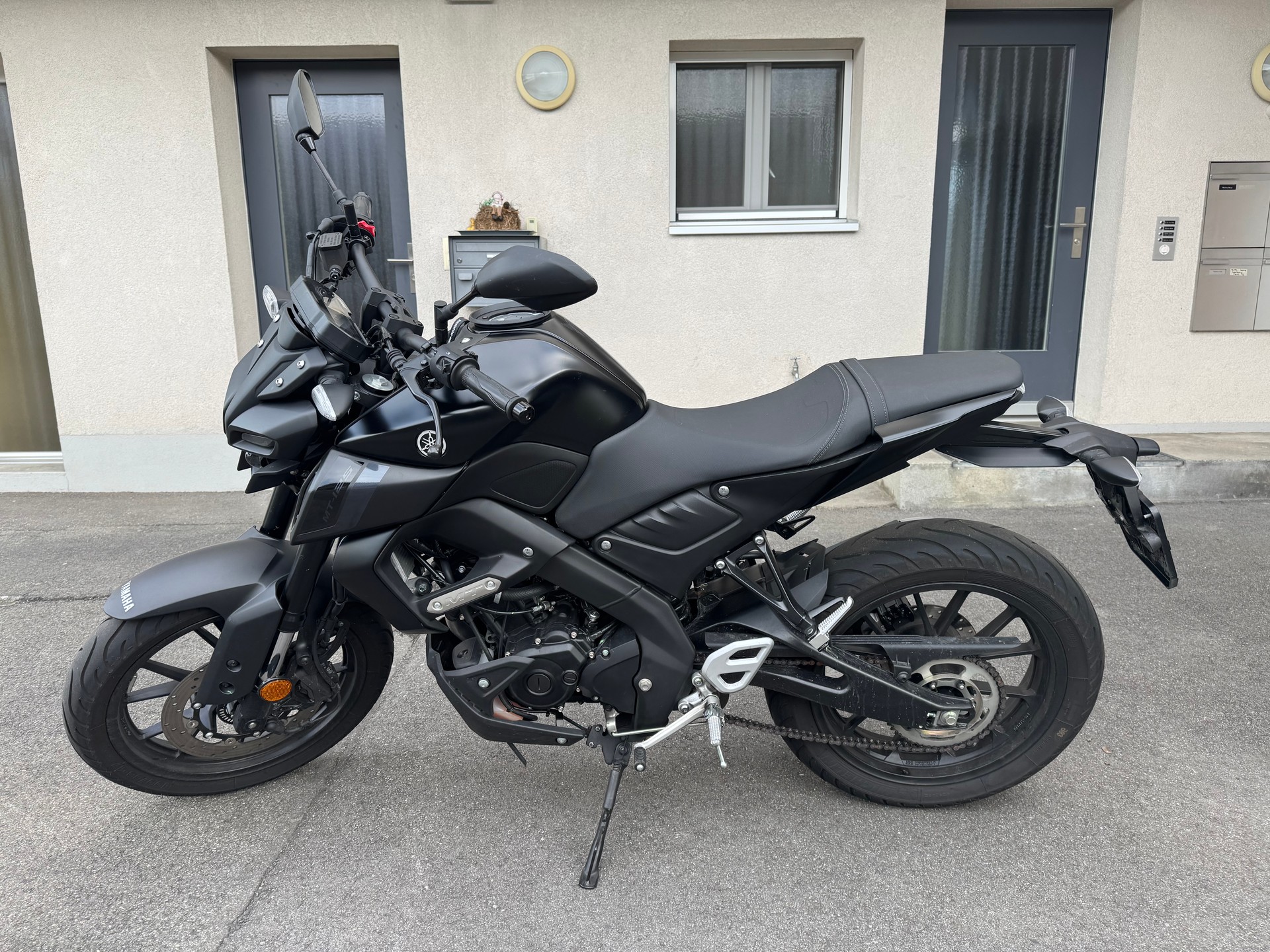YAMAHA MT-125 ABS-image-4