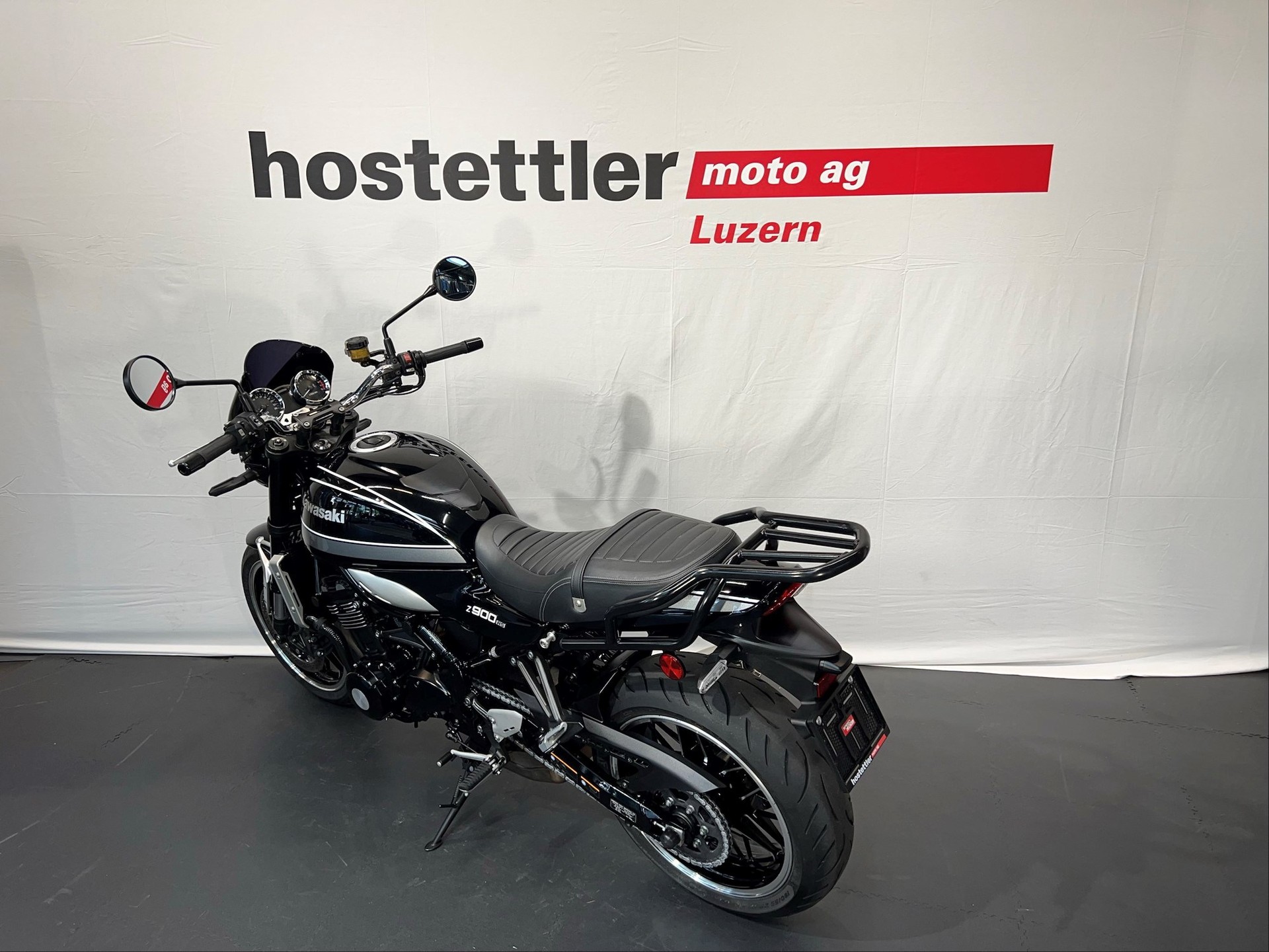KAWASAKI Z 900 RS-showroom-element-3