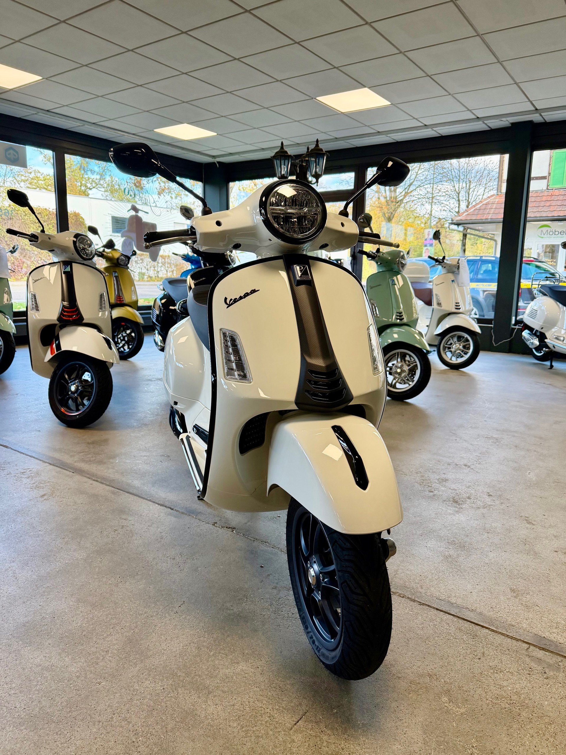 PIAGGIO Vespa GTS acquistare un veicolo usato MotoScout24