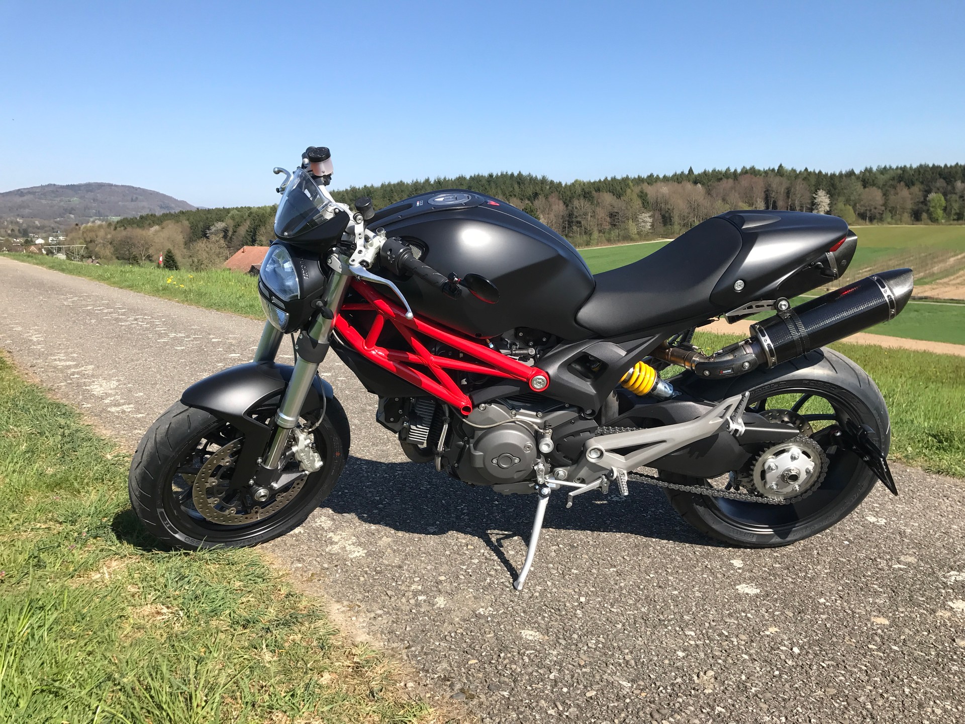 DUCATI Monster 1100 S-image-5
