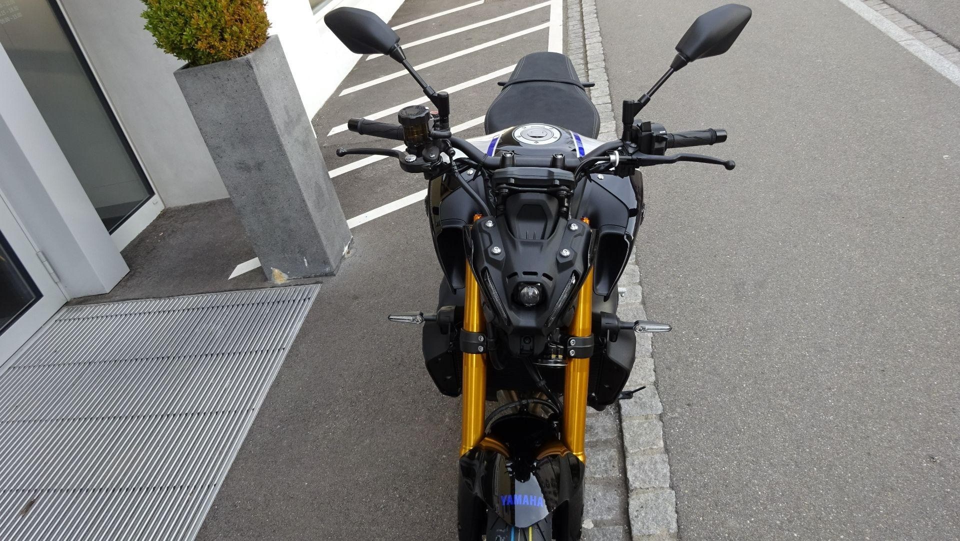 YAMAHA MT-09 SP-image-3