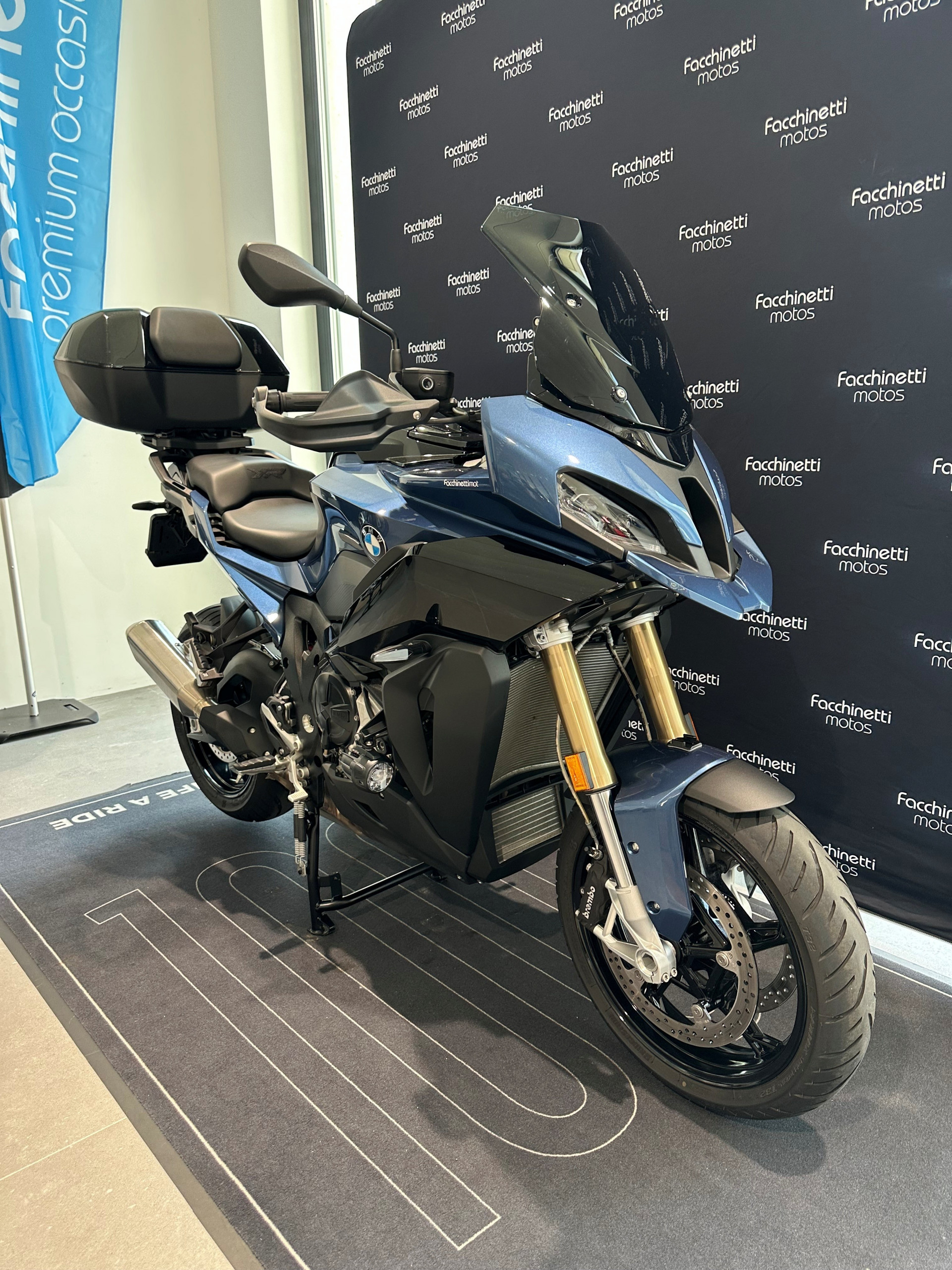 BMW S 1000 XR Sport-image-4