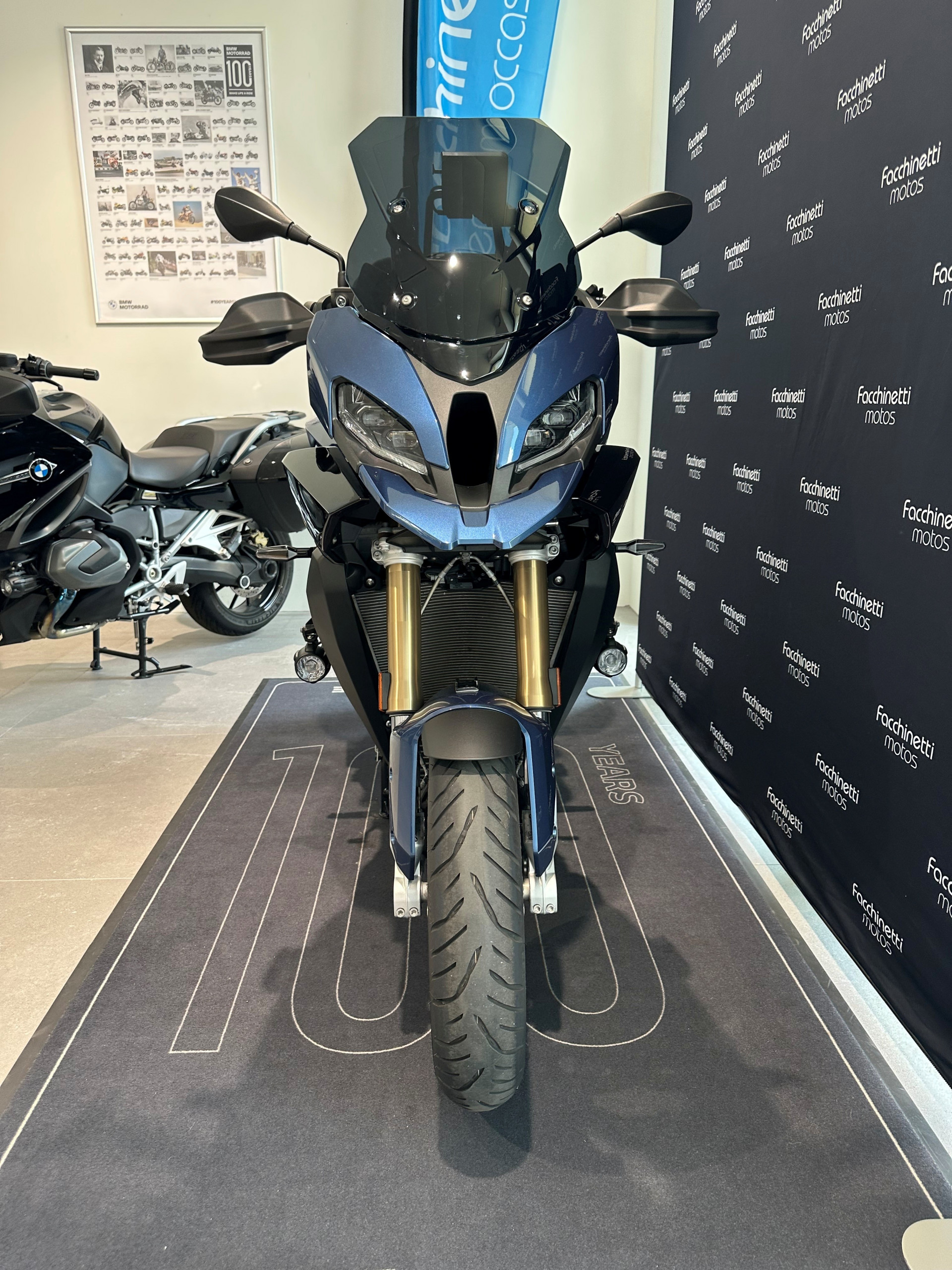 BMW S 1000 XR Sport-image-1
