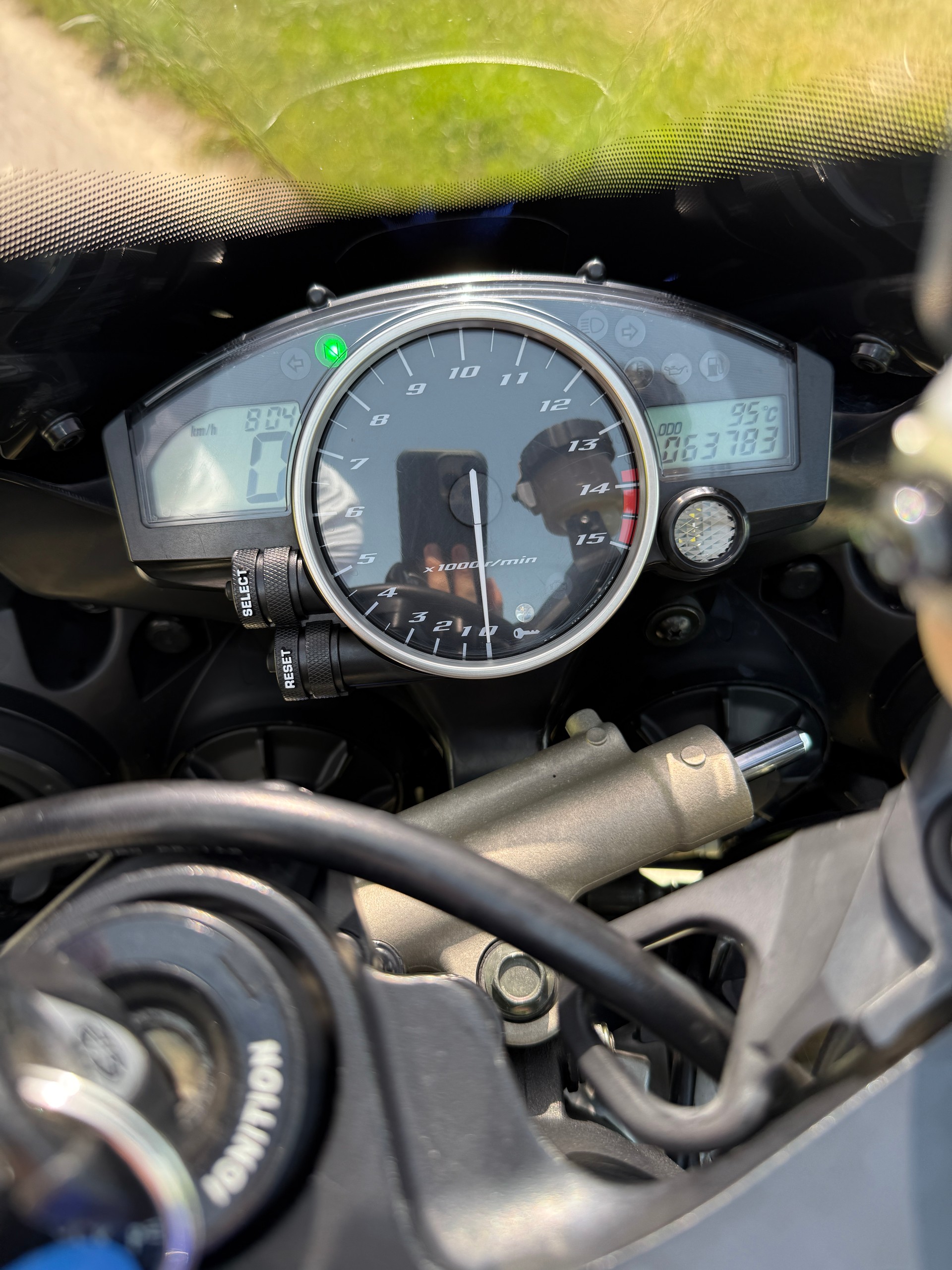 YAMAHA YZF-R1-image-7