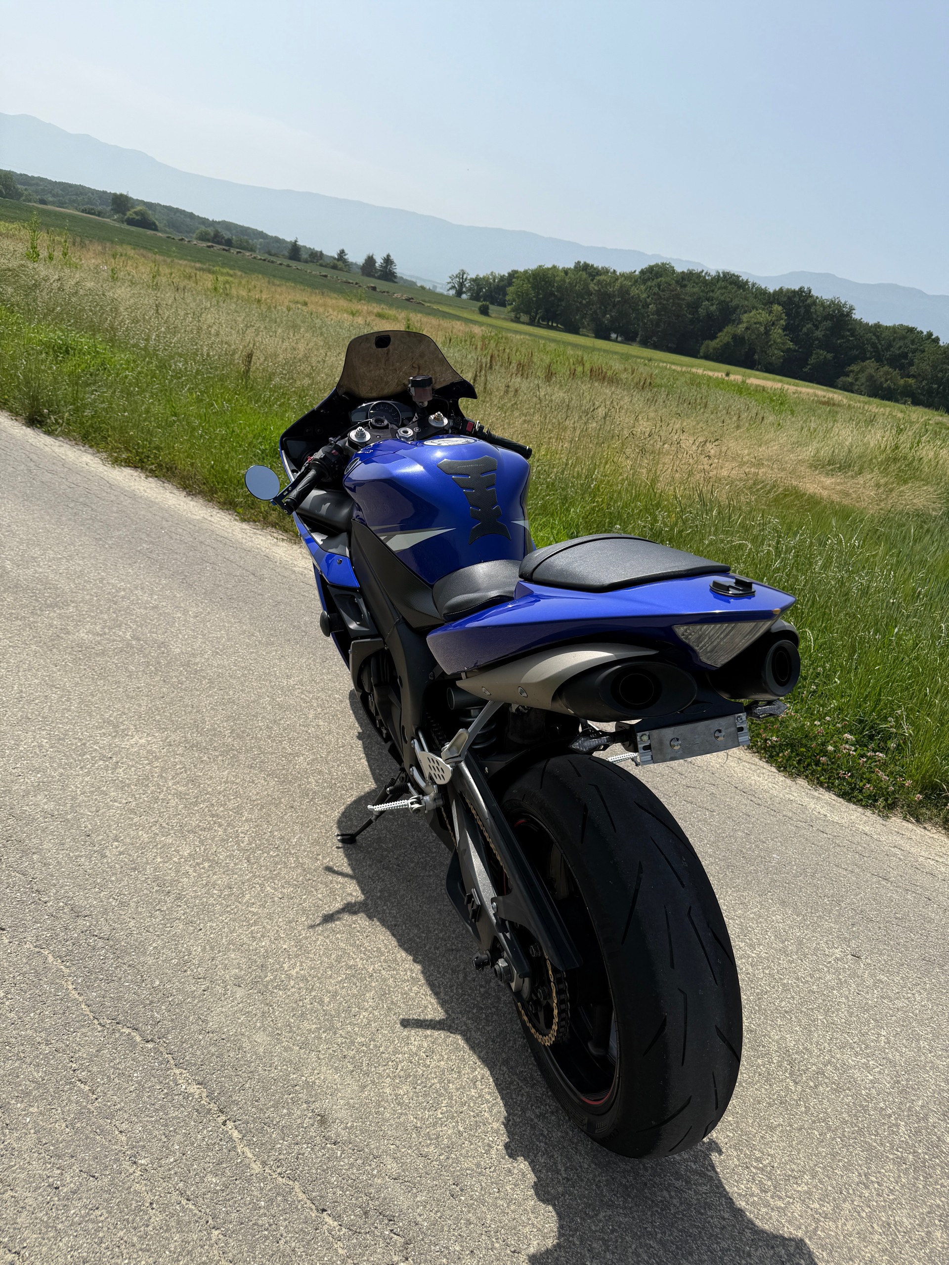 YAMAHA YZF-R1-image-5