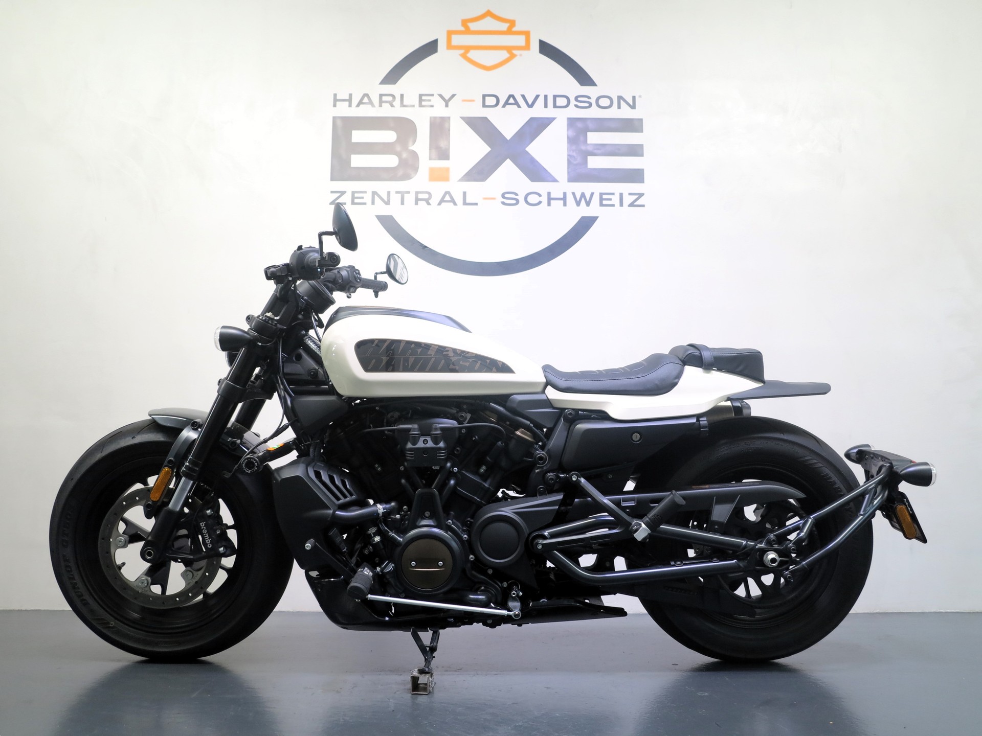 HARLEY-DAVIDSON RH 1250 Sportster S-showroom-element-2