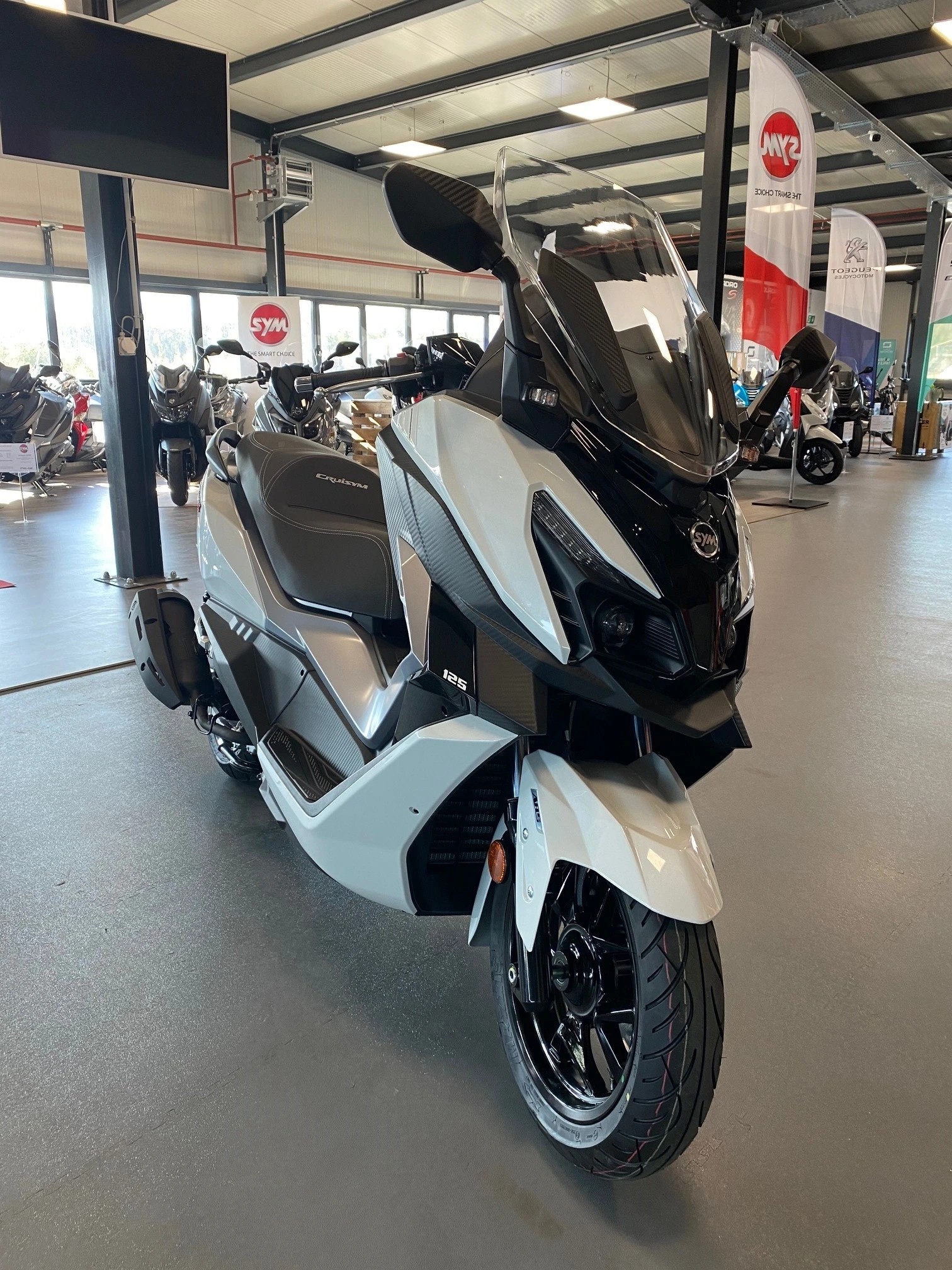 SYM Cruisym 125 i ABS-showroom-element-2