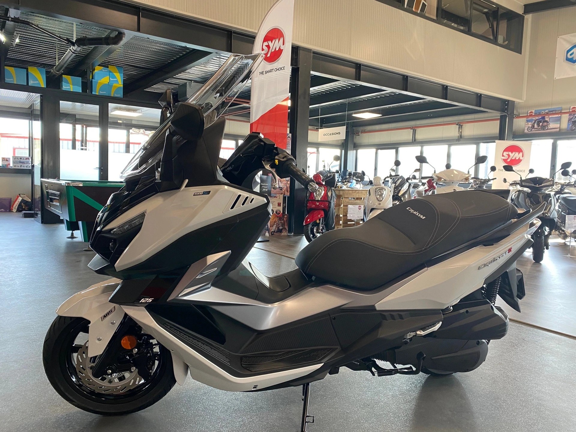 SYM Cruisym 125 i ABS-showroom-element-1