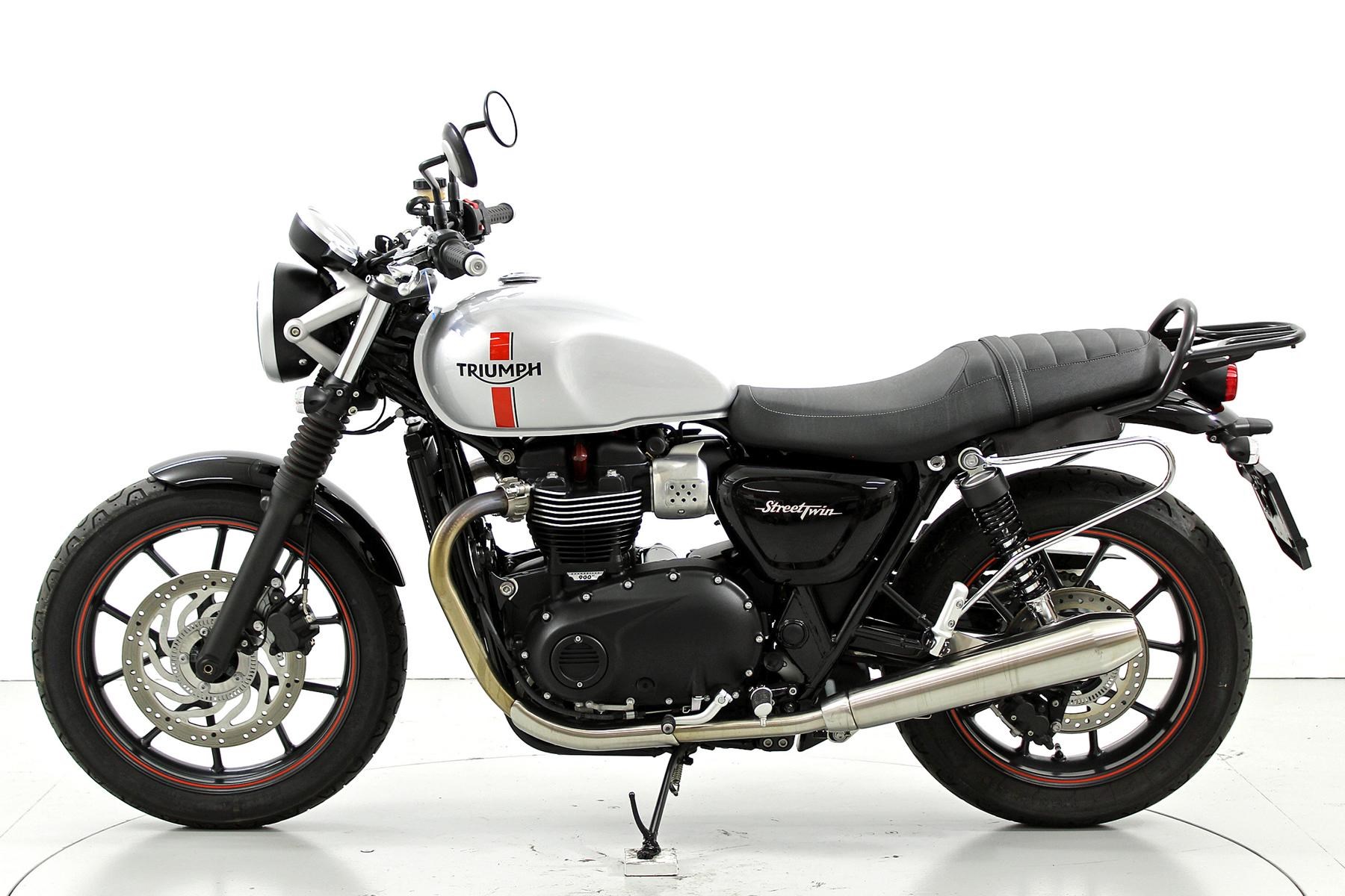 TRIUMPH Street Twin-image-4