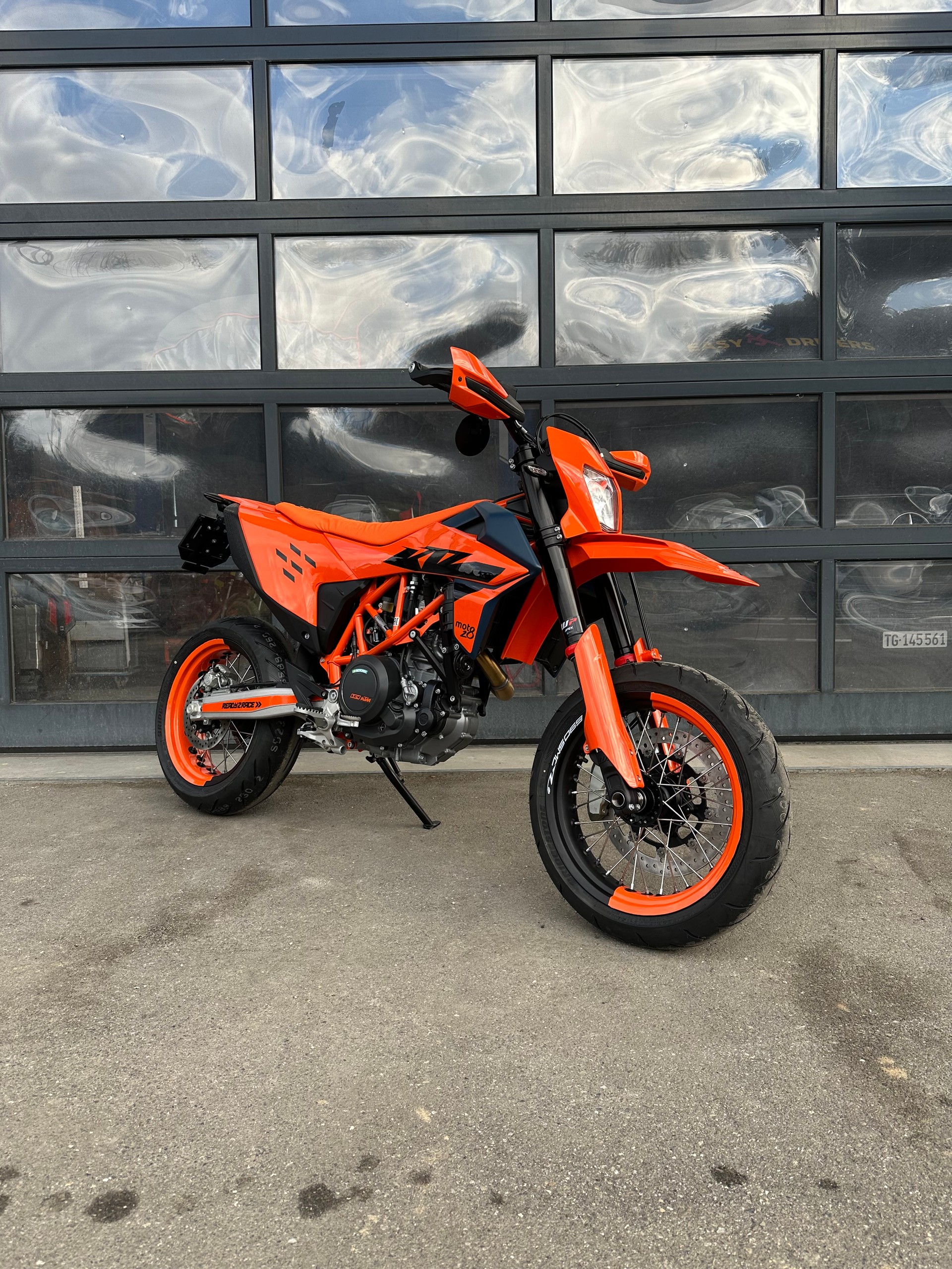 KTM 690 SMC R ABS (35 kW)