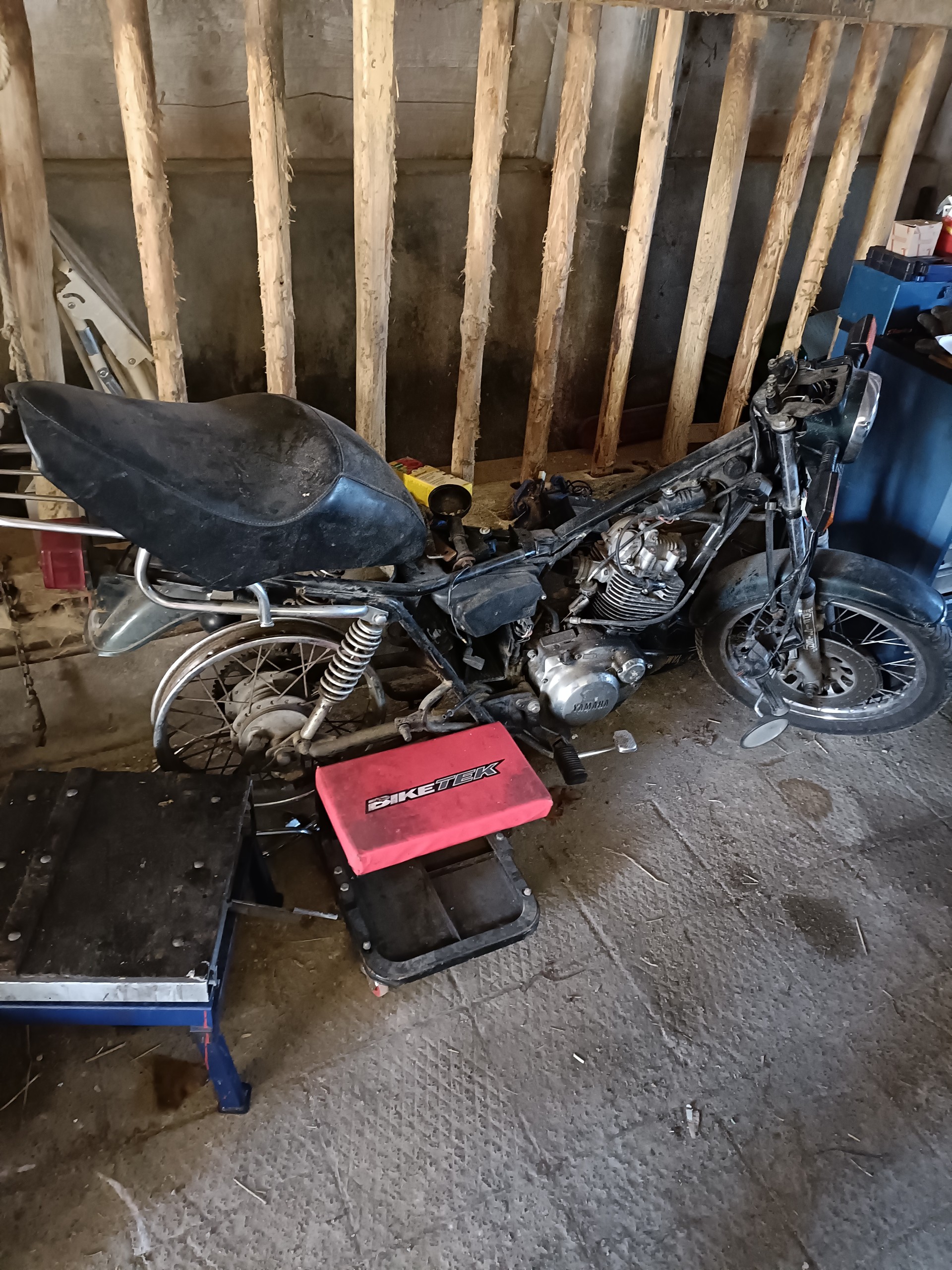 YAMAHA SR 125 SE-image-2