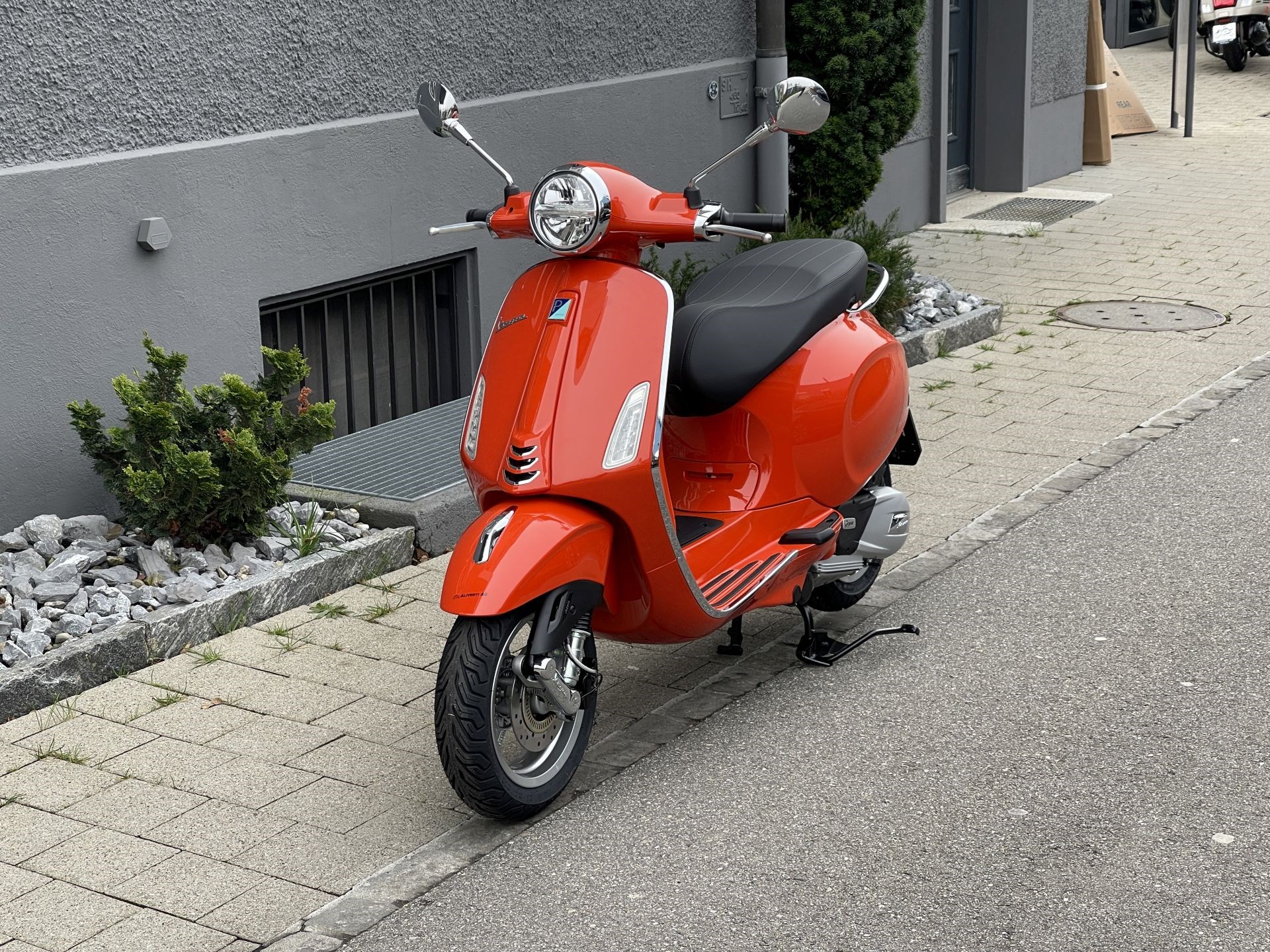PIAGGIO Vespa Primavera 125 ABS E5+-showroom-element-1