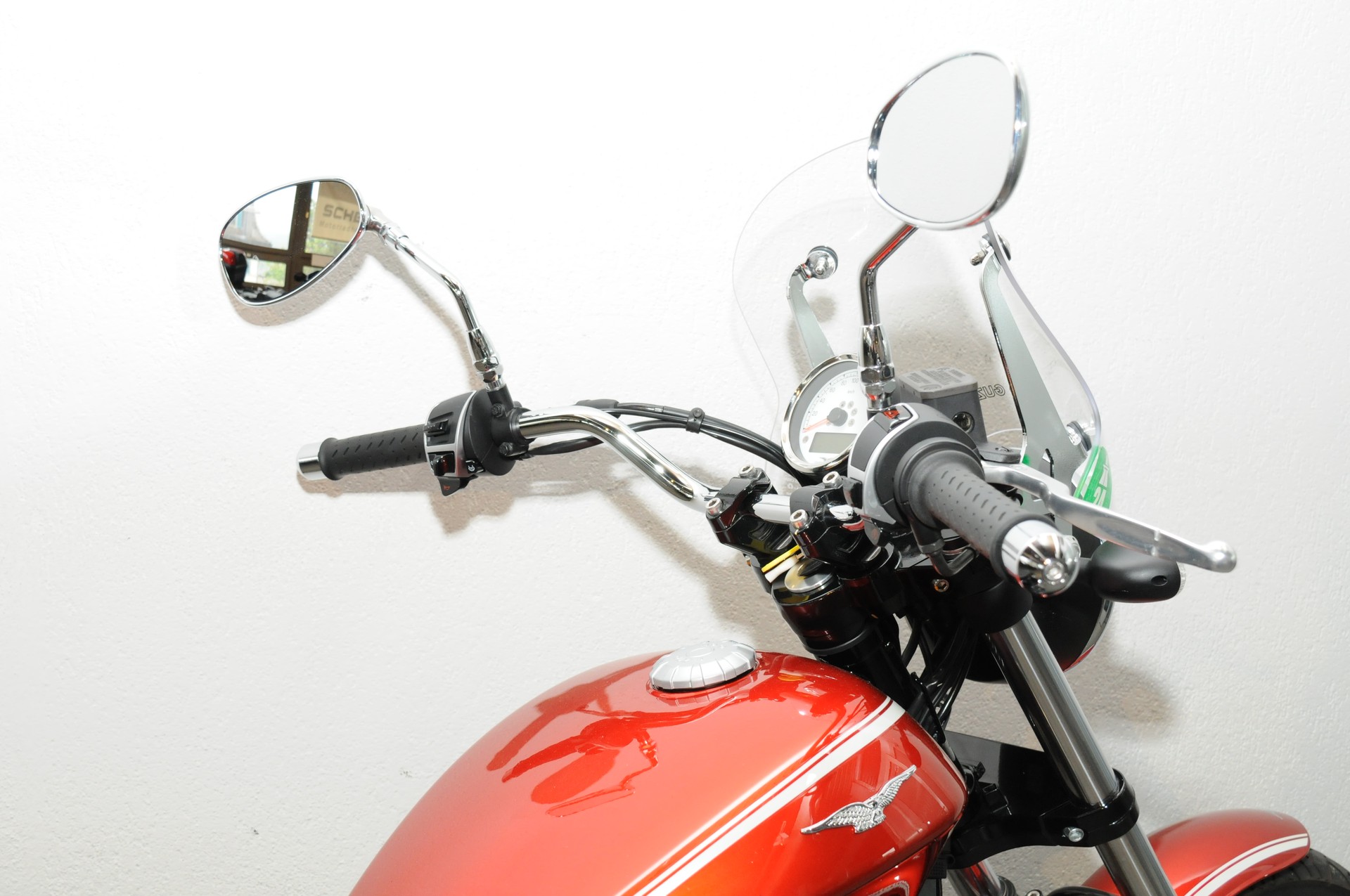 MOTO GUZZI V9 Roamer 850 ABS-showroom-element-3