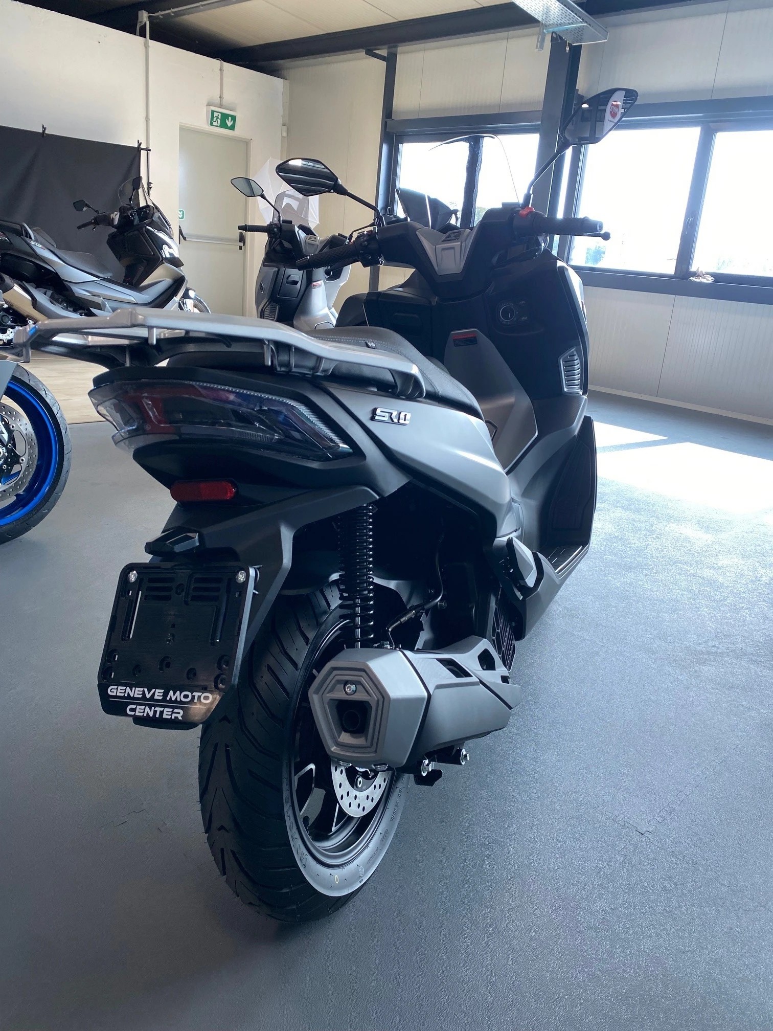 VOGE SR1 GT-showroom-element-3