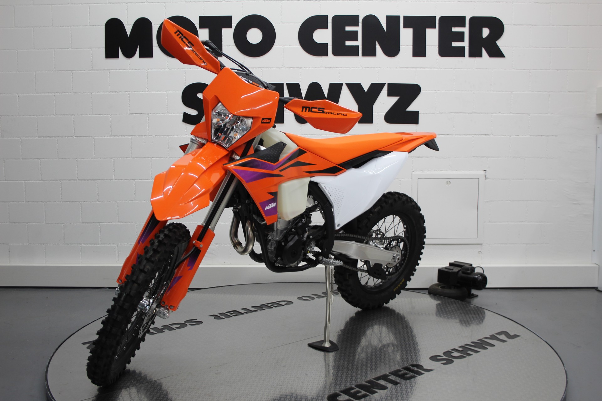 KTM 350 EXC-F-showroom-element-3