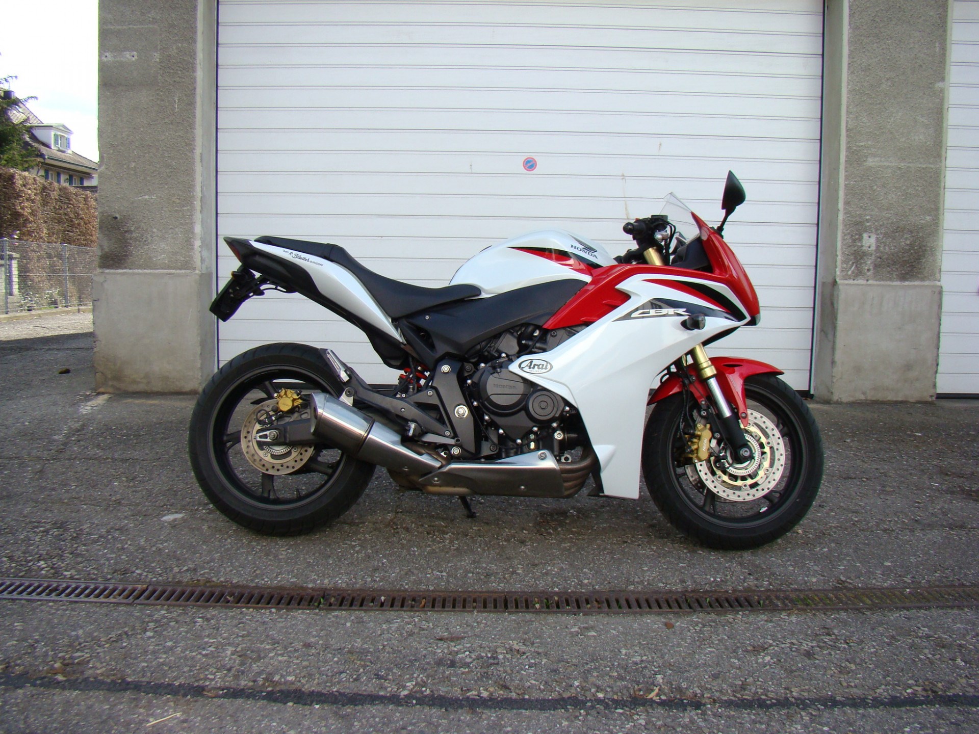 HONDA CBR 600 FA-showroom-element-2