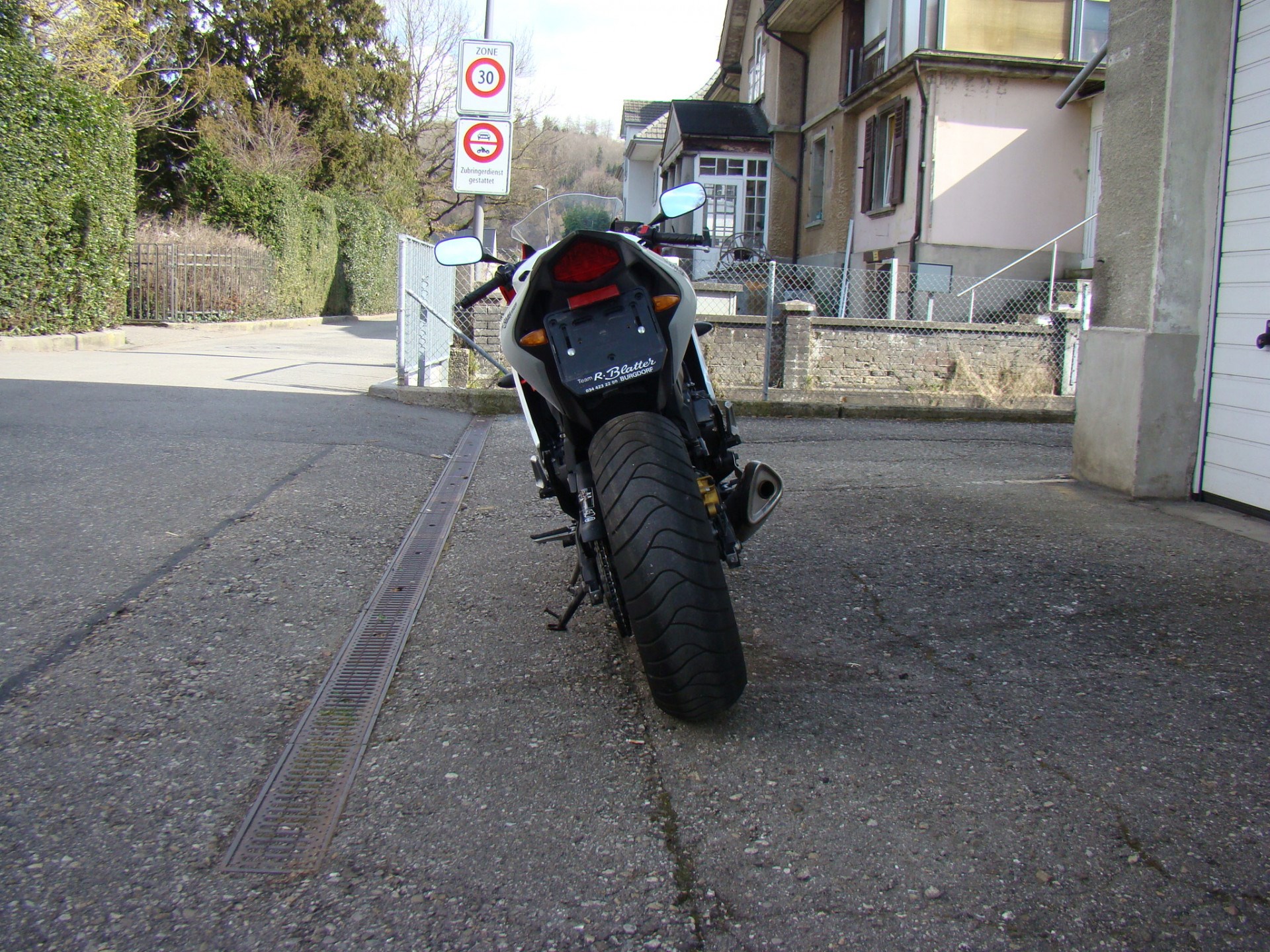 HONDA CBR 600 FA-showroom-element-3