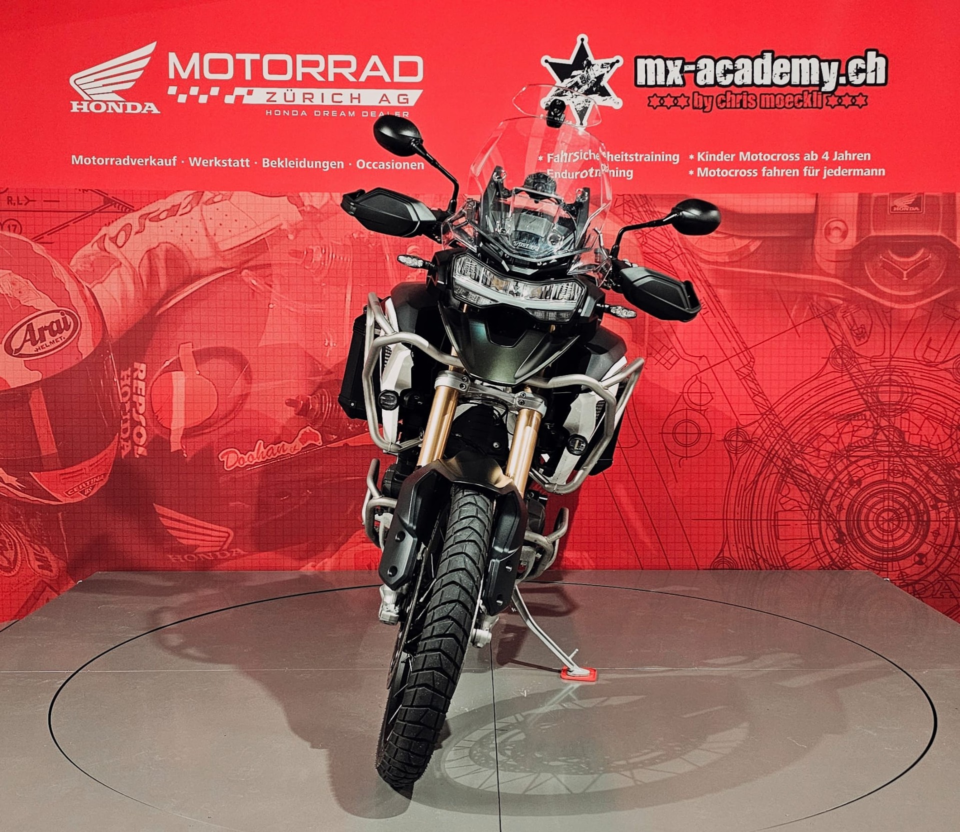 TRIUMPH Tiger 1200 Rally Pro-showroom-element-2
