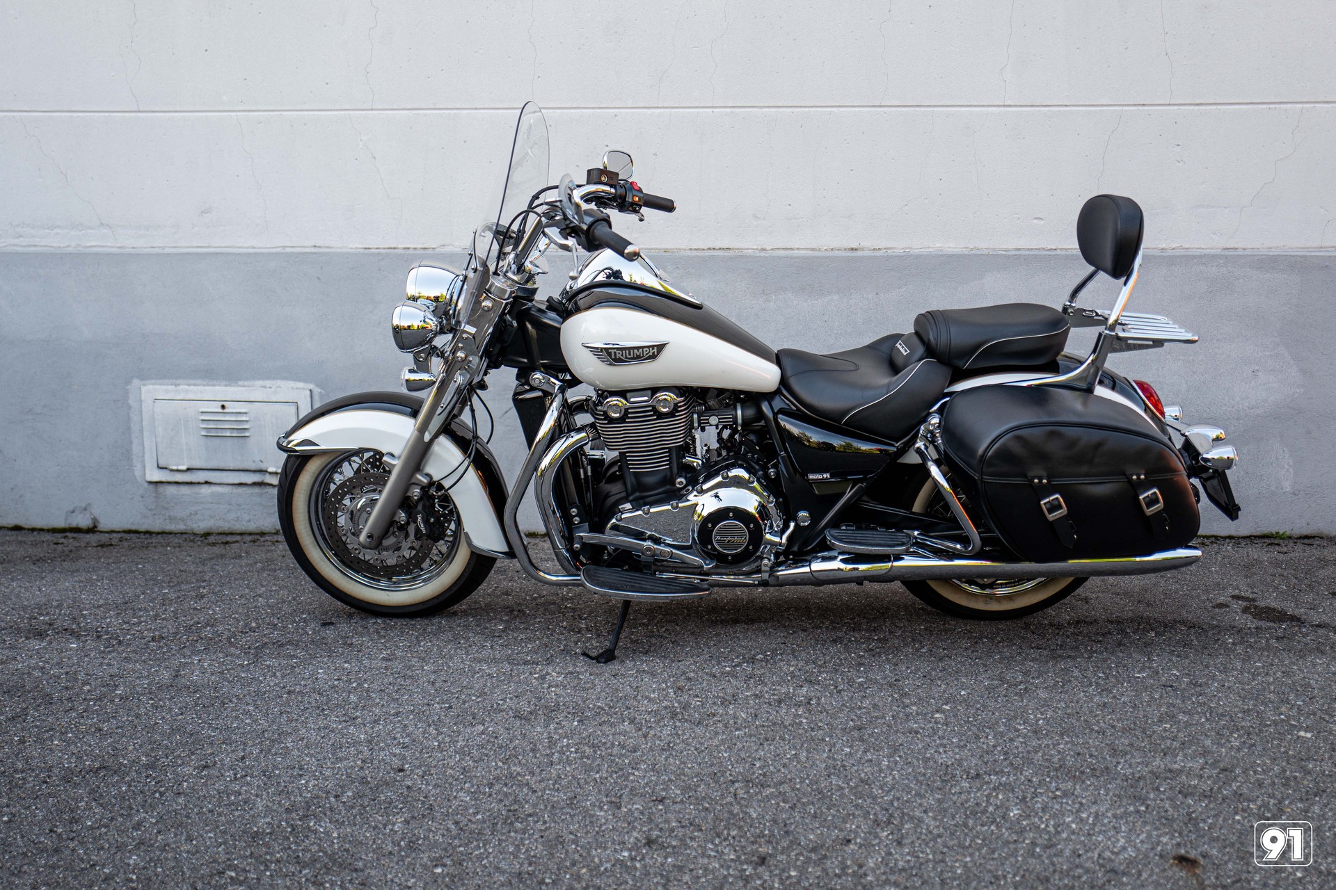 TRIUMPH Thunderbird LT ABS-showroom-element-2