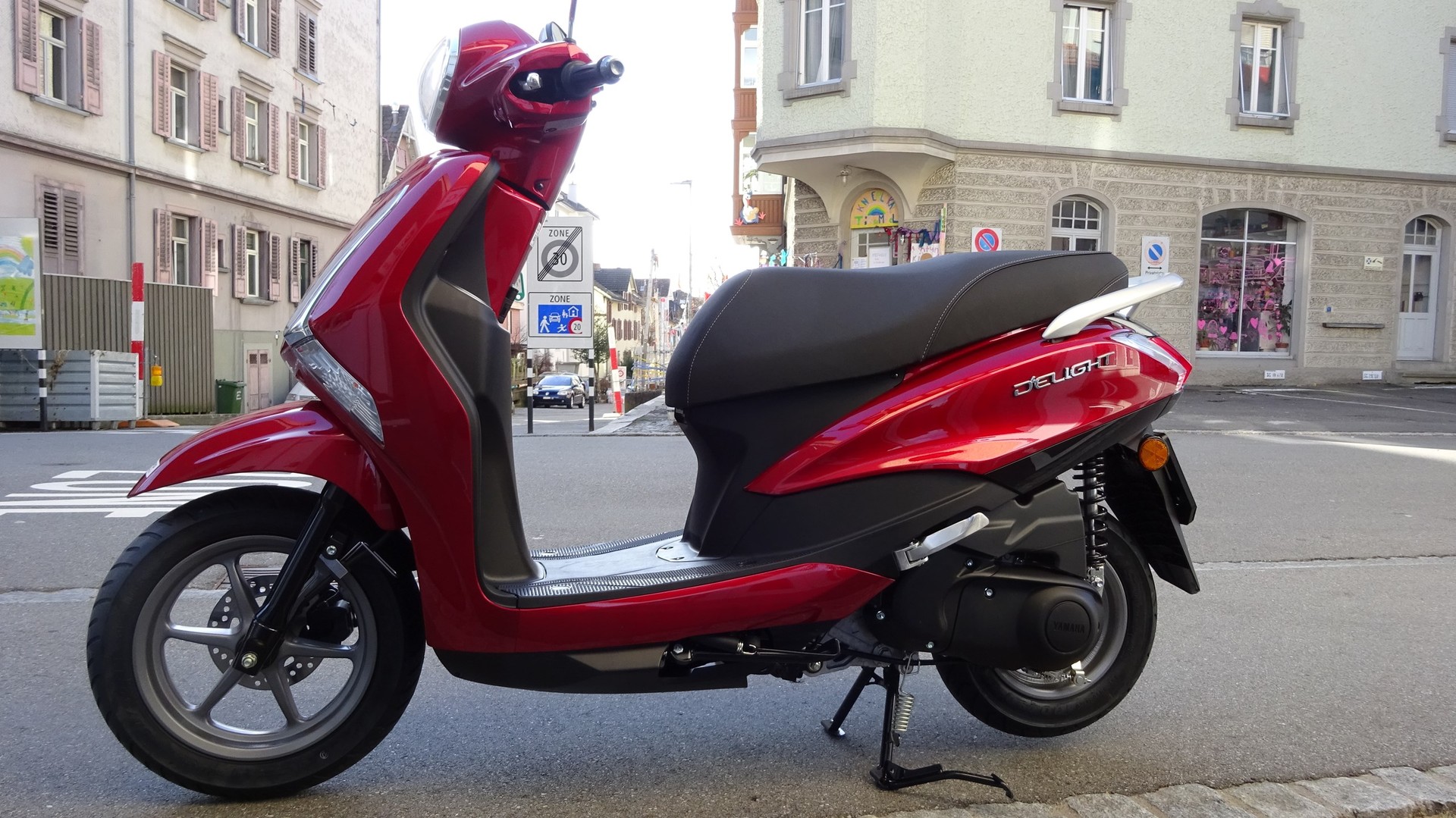 YAMAHA D'elight LTS 125-image-5