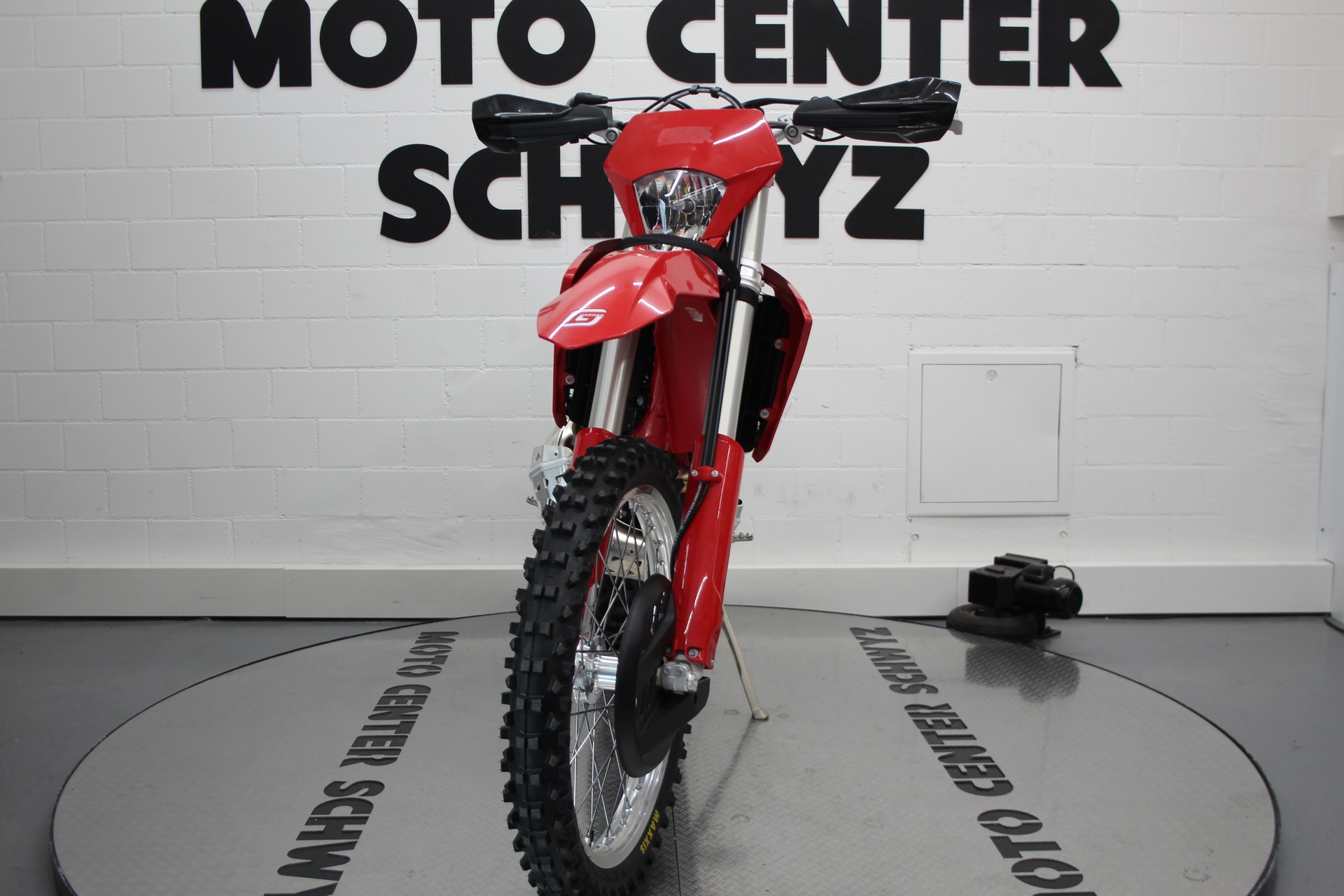GASGAS EC 300-showroom-element-2